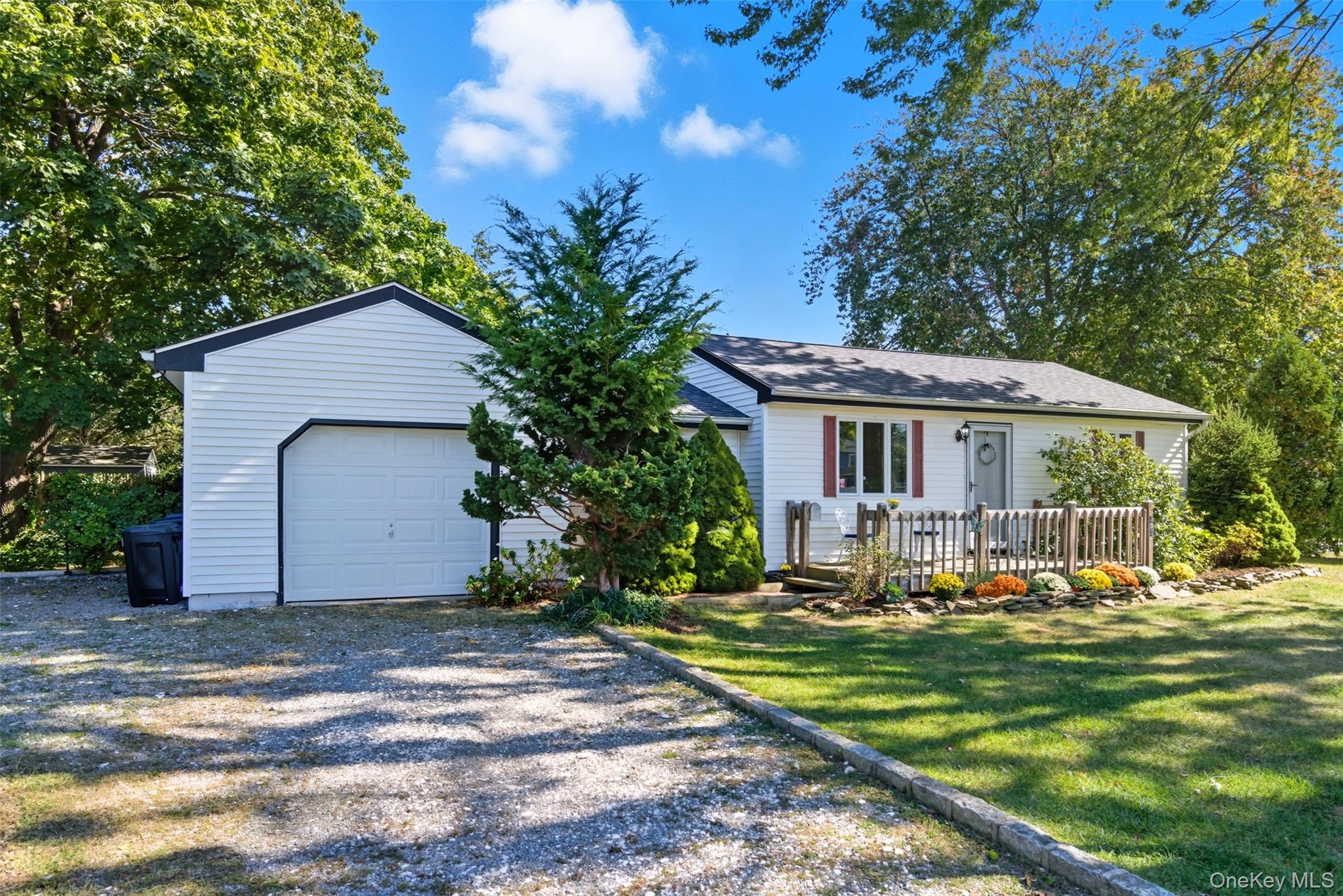 #2 photo, 290 5th Street, East Northport , NY 11731