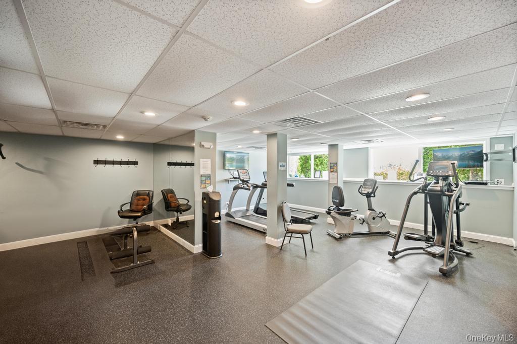 #9 photo, 11 Willow Court, サフォーク郡 Manorville , NY 11949