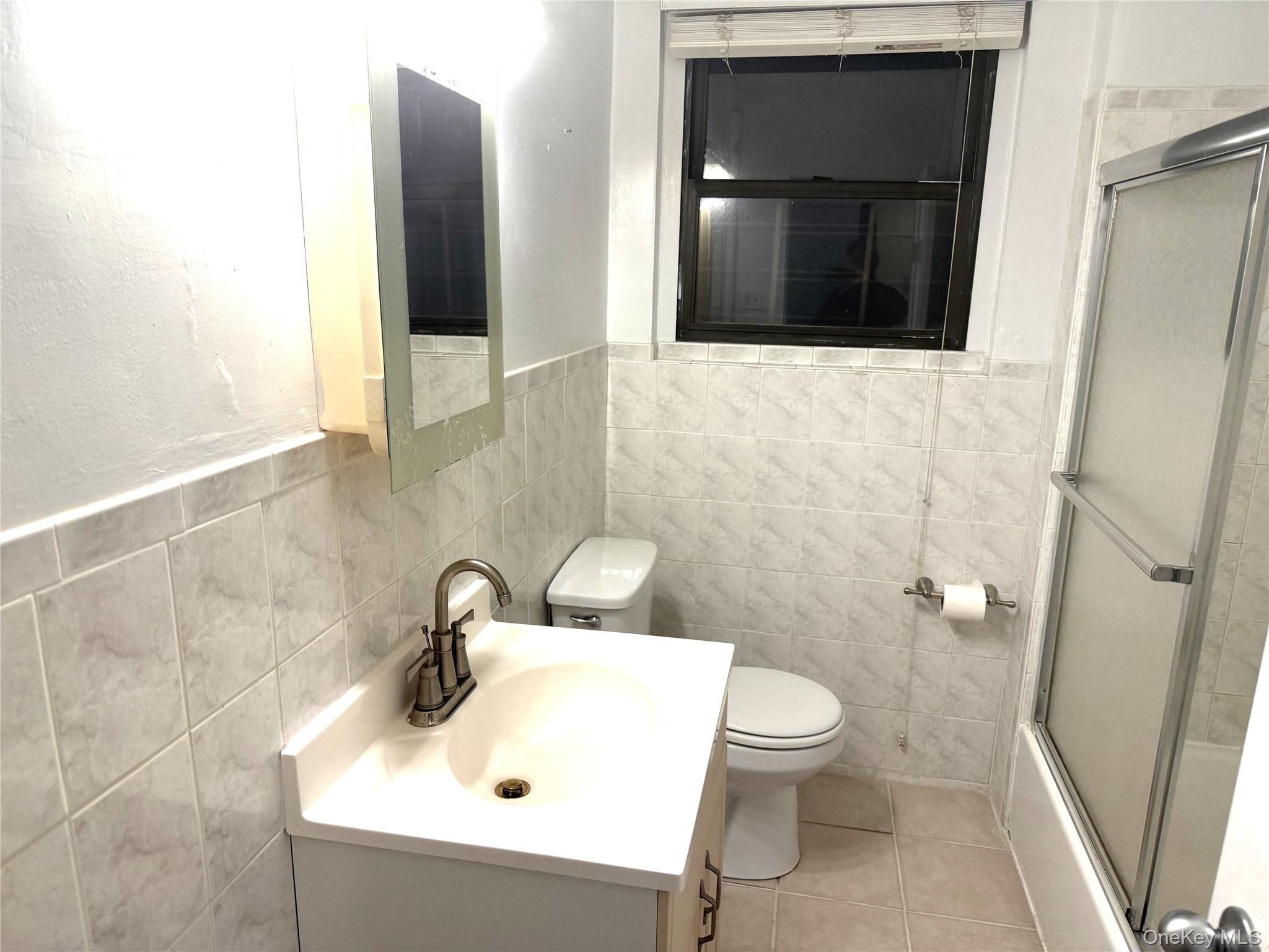 #4 photo, 181 Pearsall Drive, Mount Vernon , NY 10552