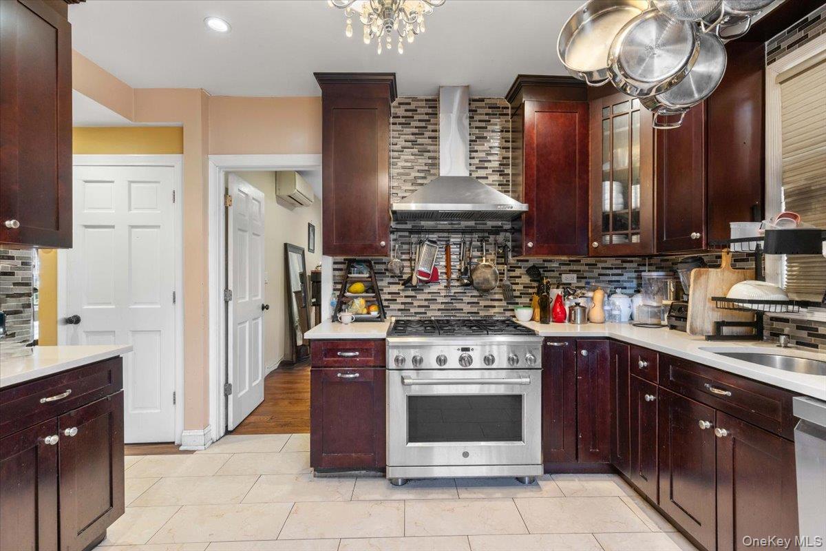 #11 photo, 605 S 6th Avenue, Mount Vernon , NY 10550