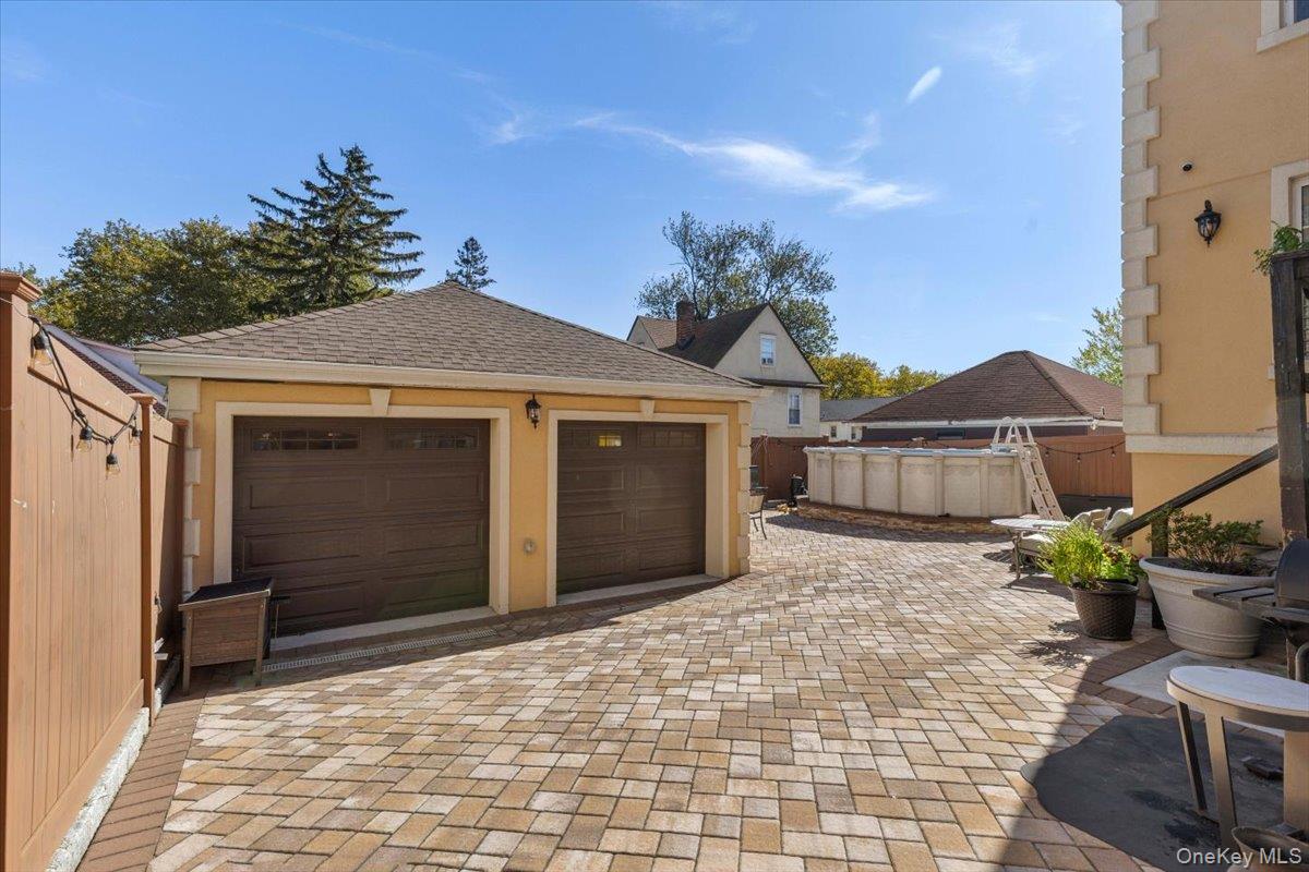 #20 photo, 605 S 6th Avenue, Mount Vernon , NY 10550