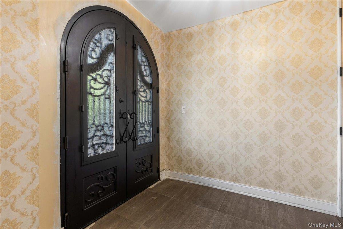 #3 photo, 605 S 6th Avenue, Mount Vernon , NY 10550