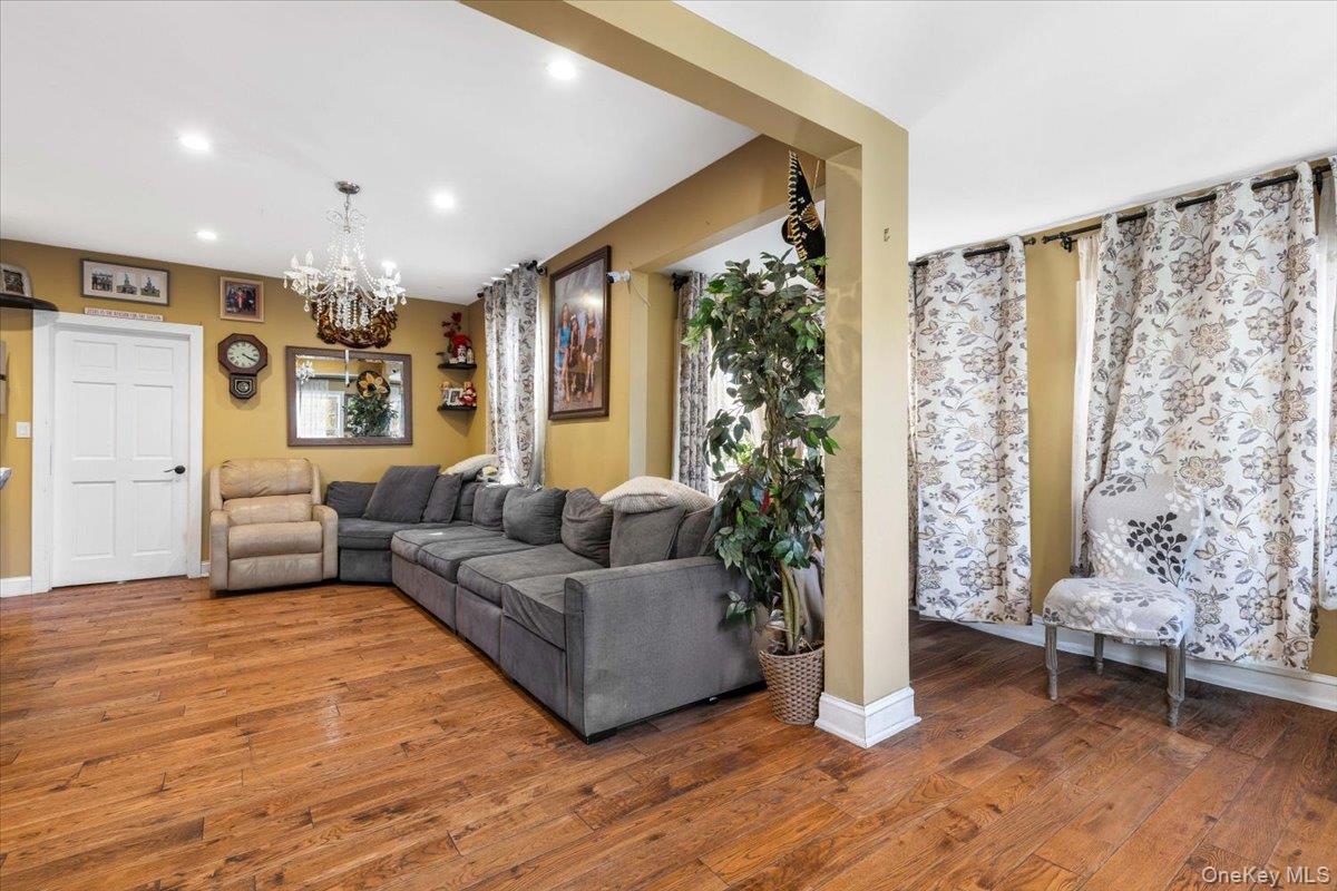 #5 photo, 605 S 6th Avenue, Mount Vernon , NY 10550