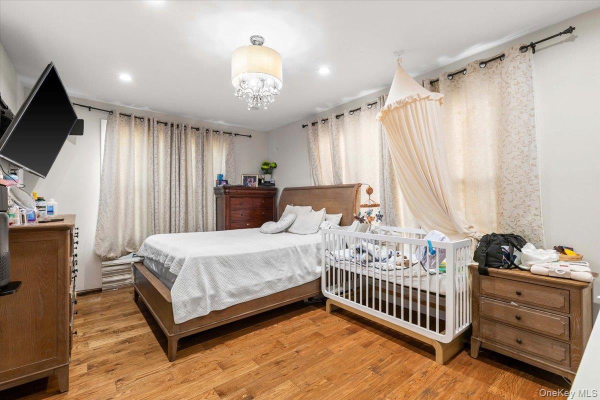 #9 photo, 605 S 6th Avenue, Mount Vernon , NY 10550