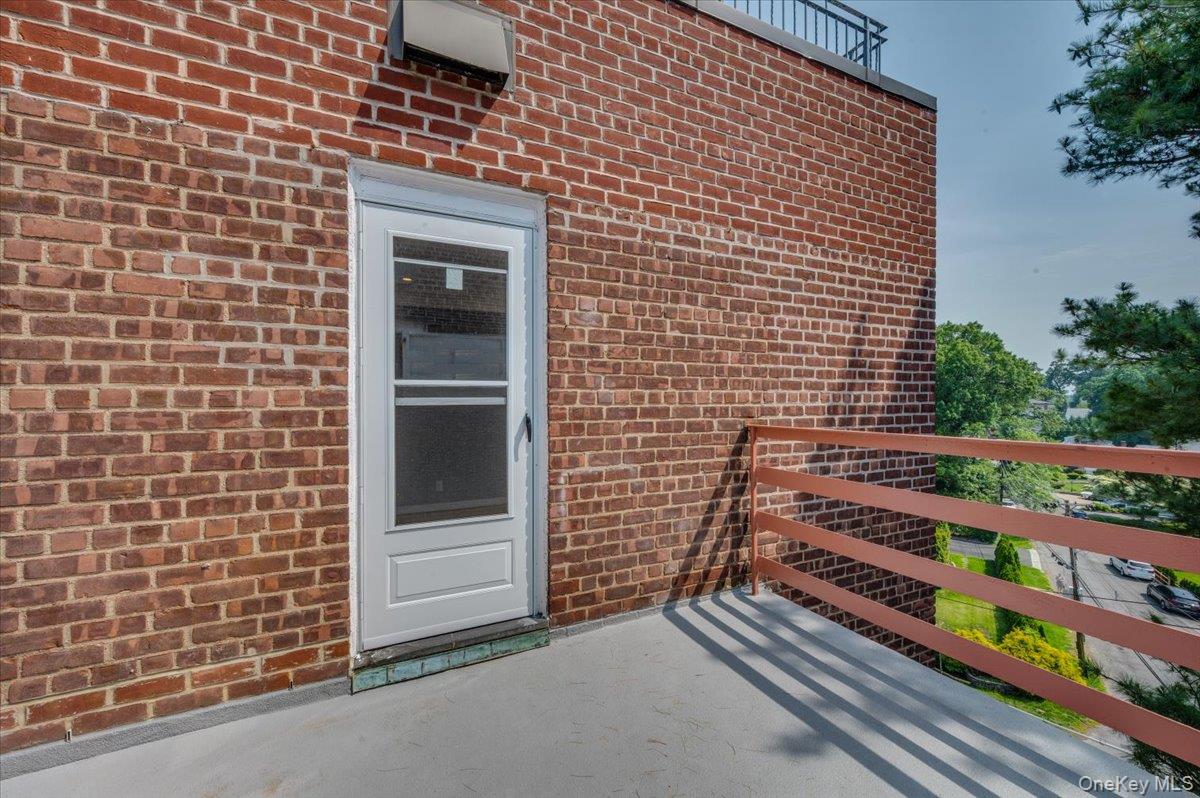 #16 photo, 1111 Midland Avenue, ブロンクス区 Bronxville , NY 10708