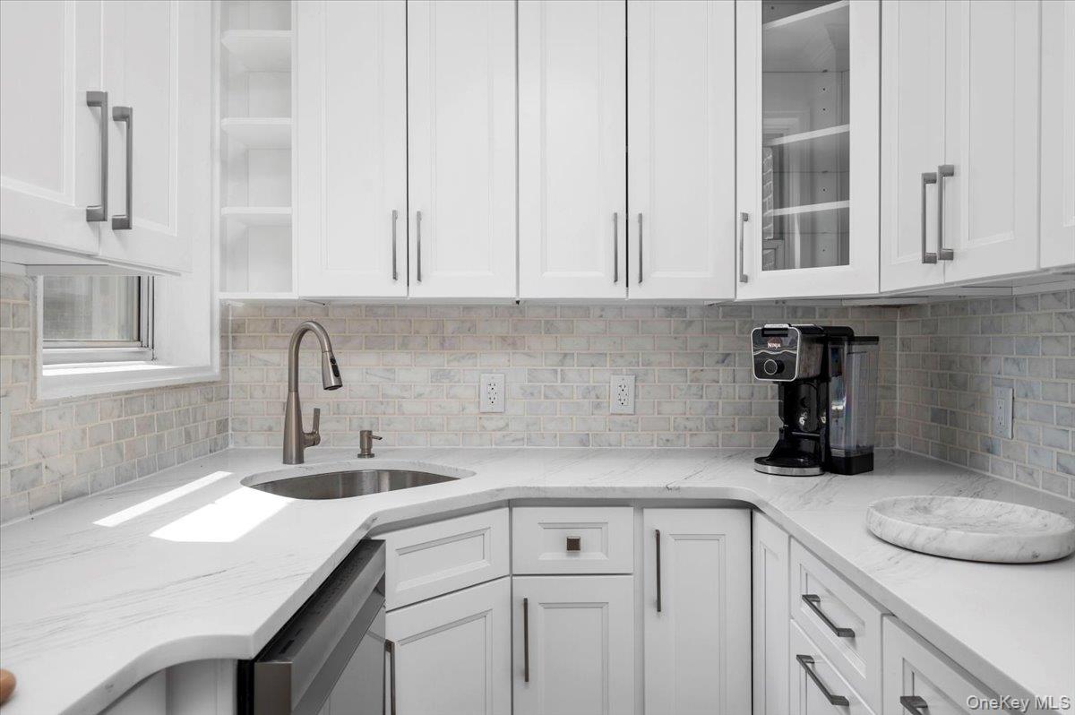 #2 photo, 1111 Midland Avenue, ブロンクス区 Bronxville , NY 10708