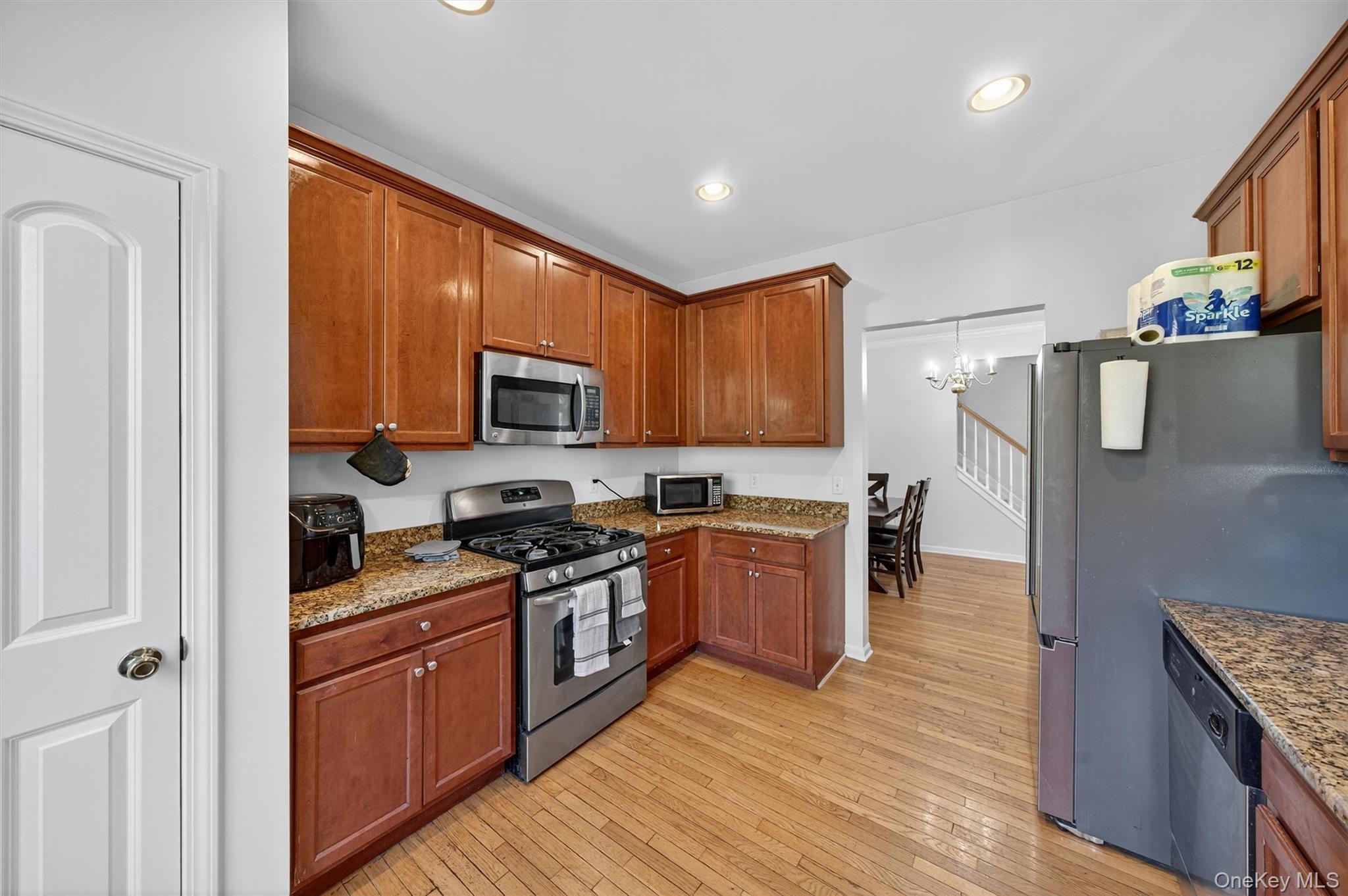 #18 photo, 23 Avoncroft Lane, Middletown , NY 10940