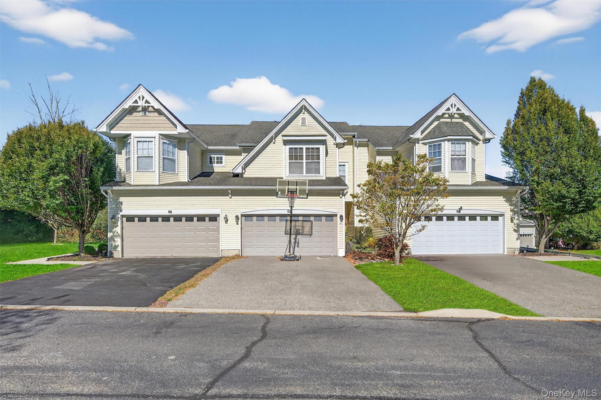 #2 photo, 23 Avoncroft Lane, Middletown , NY 10940