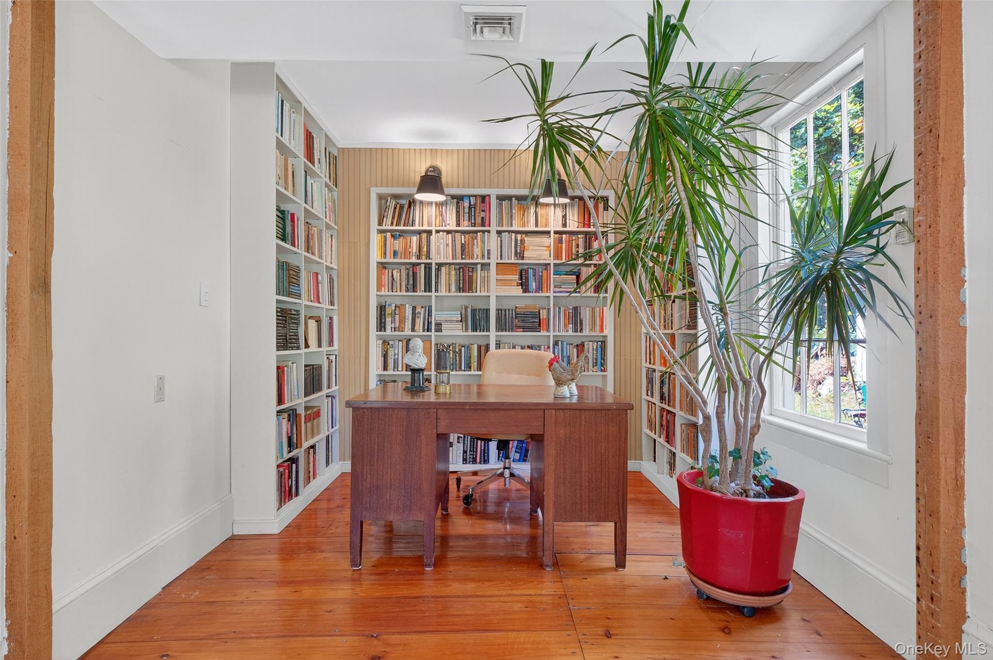 #12 photo, 55 Lennox Avenue, Hurley , NY 12433