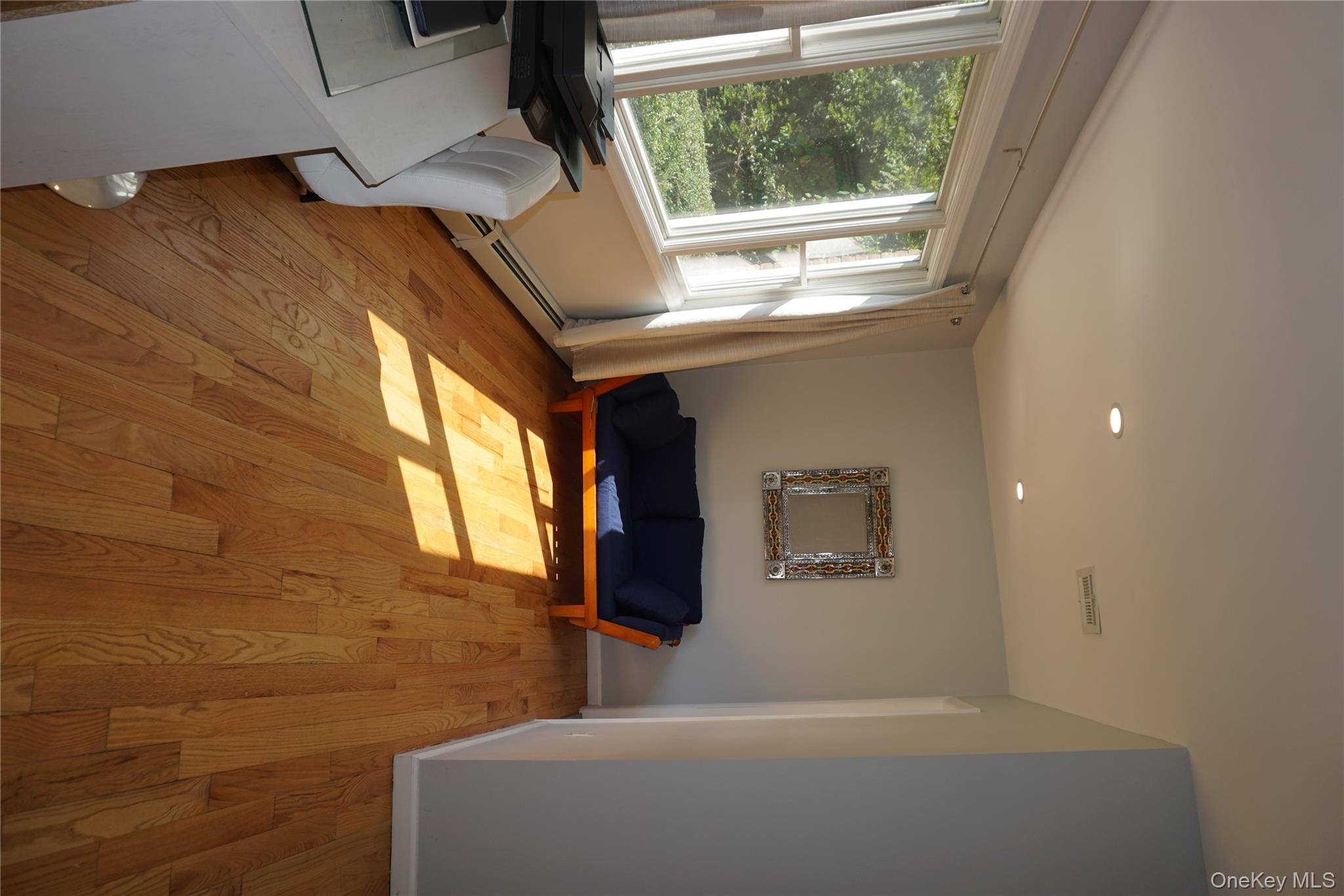 #4 photo, 15 Greenridge Way, Spring Valley , NY 10977