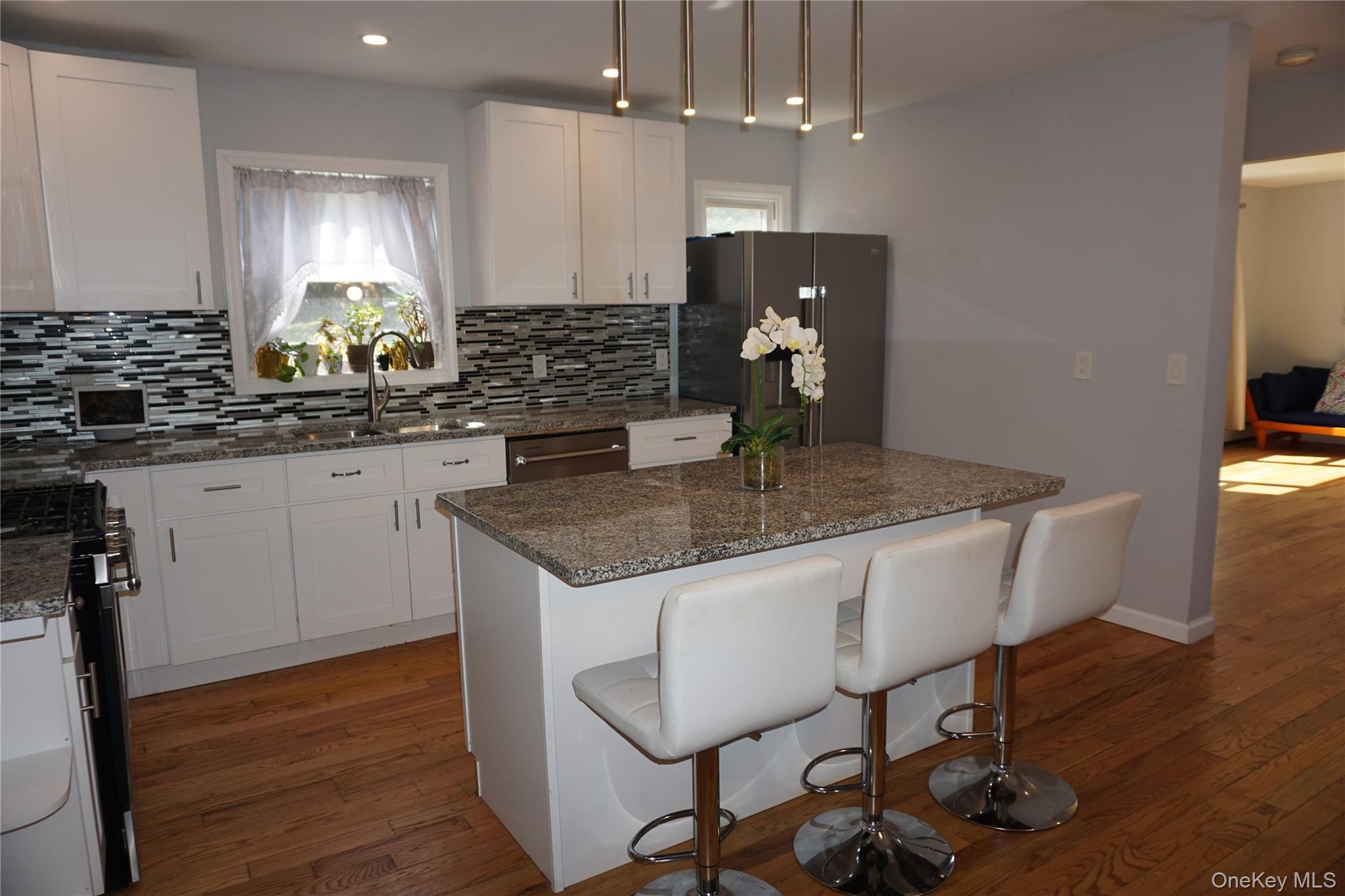 #7 photo, 15 Greenridge Way, Spring Valley , NY 10977