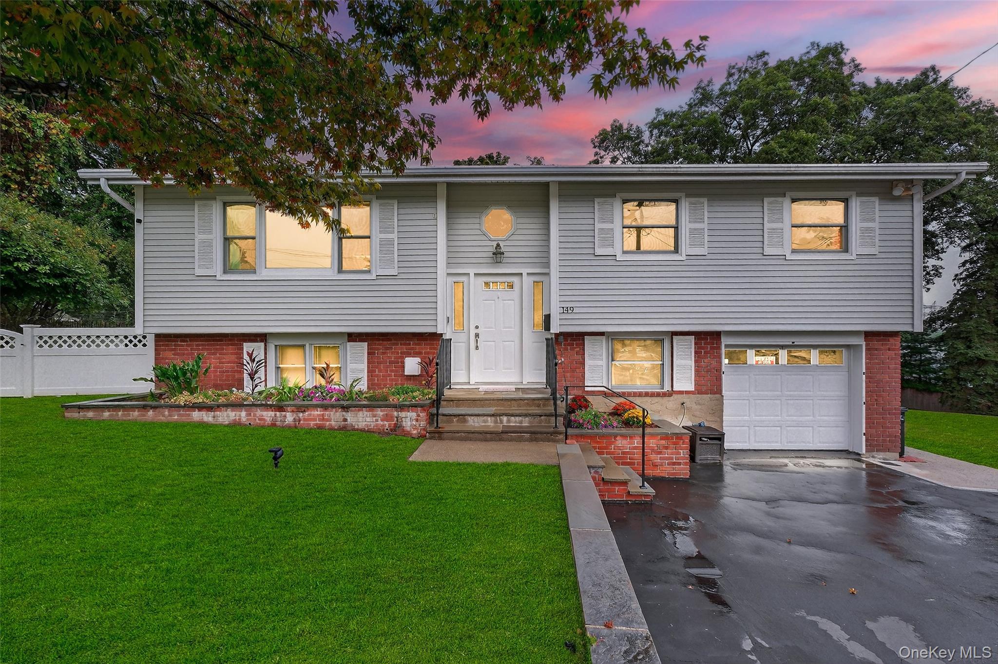 #1 photo, 149 Cole Court, Buchanan , NY 10511