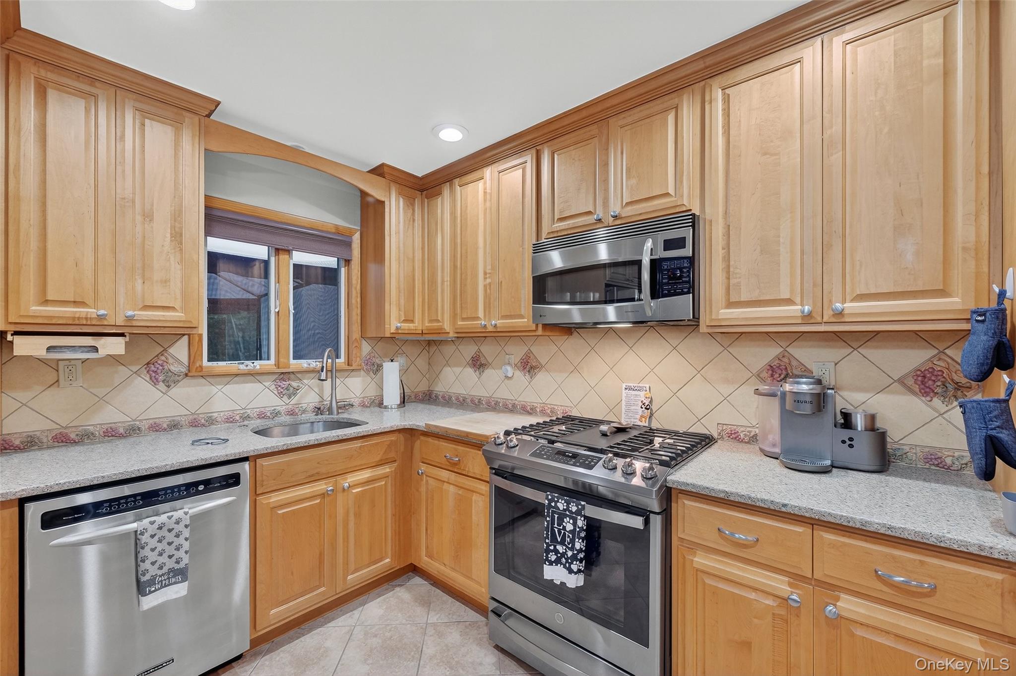 #17 photo, 149 Cole Court, Buchanan , NY 10511