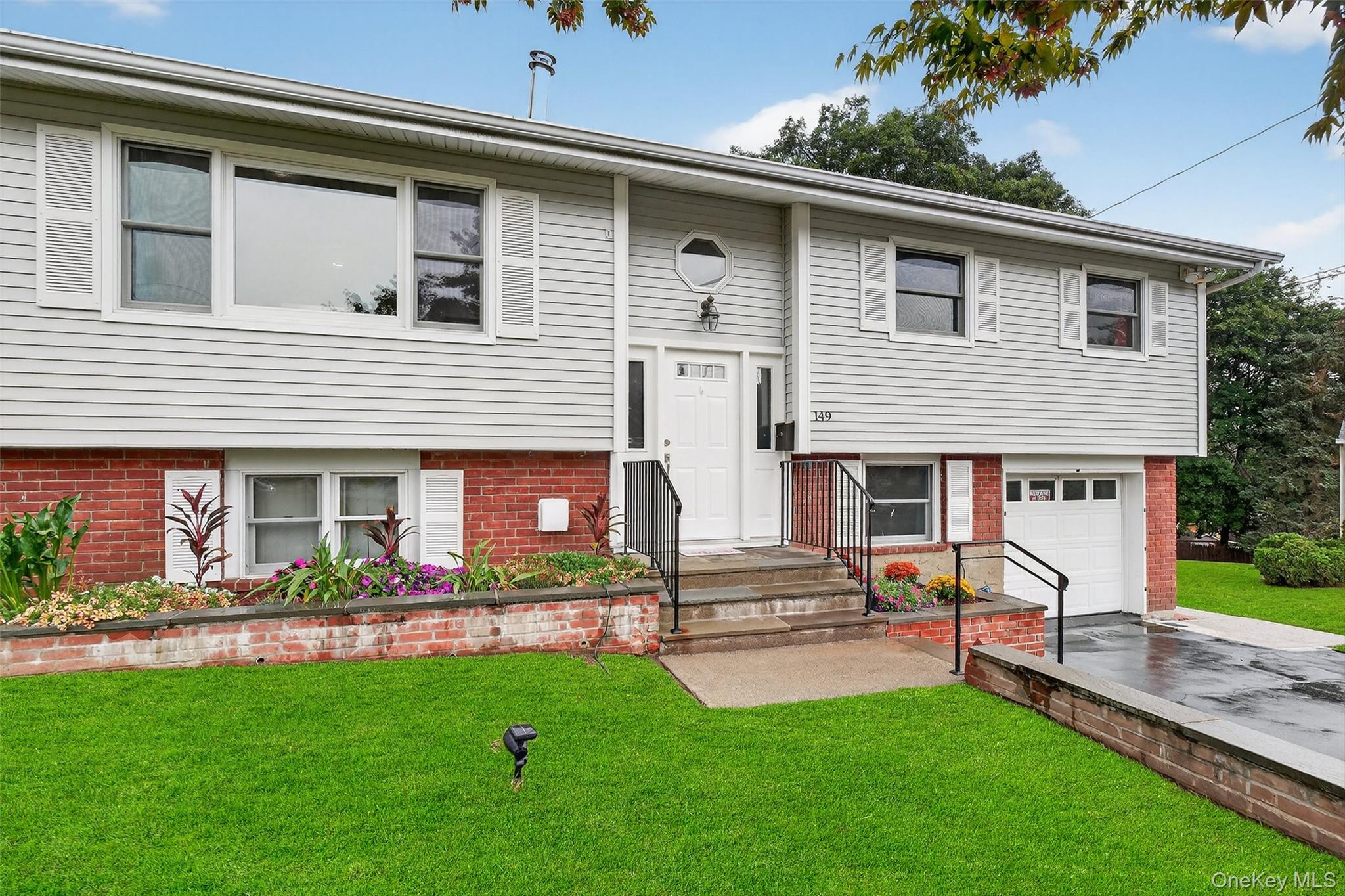 #3 photo, 149 Cole Court, Buchanan , NY 10511