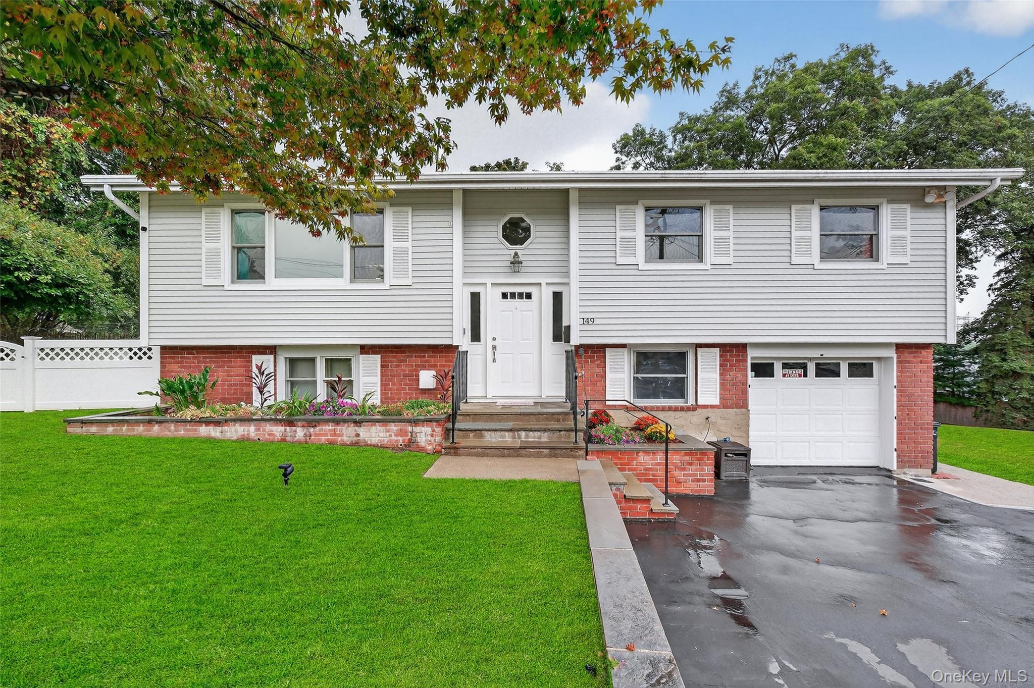 #4 photo, 149 Cole Court, Buchanan , NY 10511