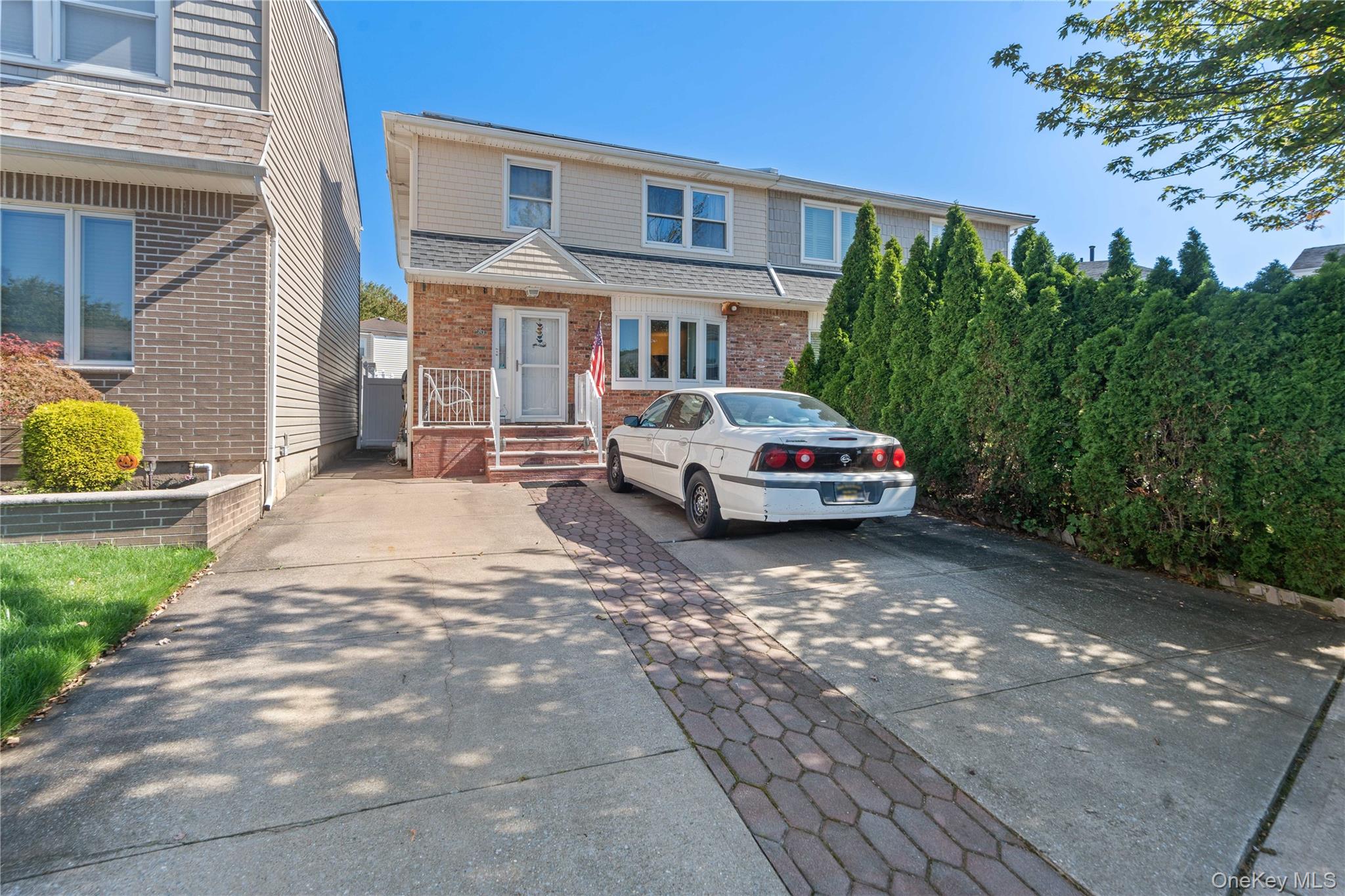 #2 photo, 29 ASHWOOD COURT, Staten Island , NY 10308