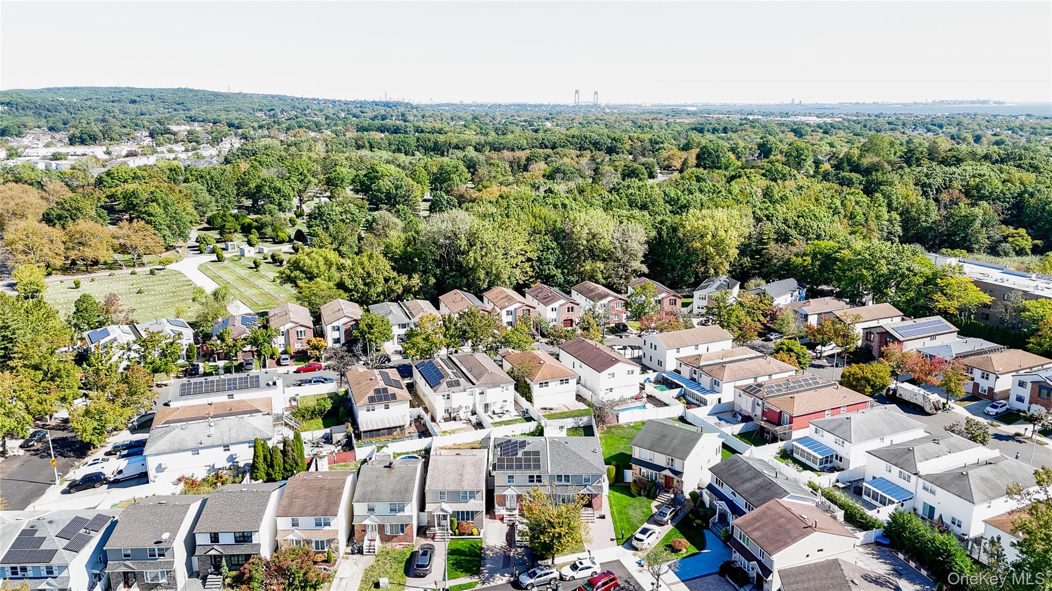 #3 photo, 29 ASHWOOD COURT, Staten Island , NY 10308