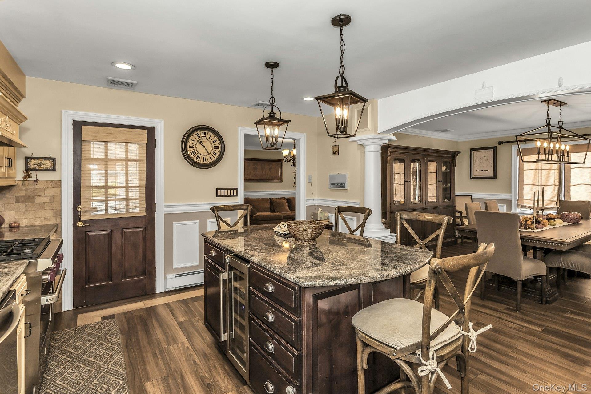 #11 photo, 1436 7th Street, West Babylon , NY 11704