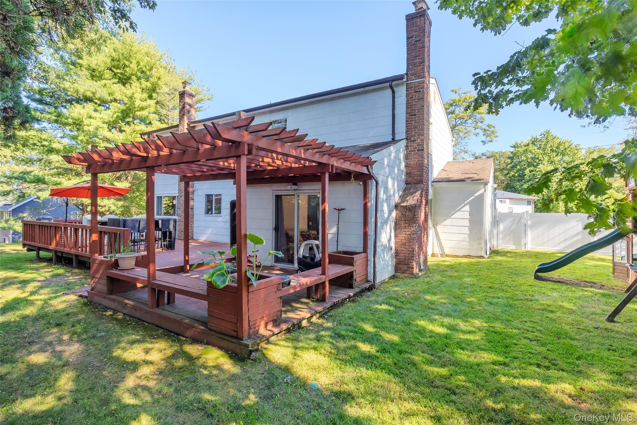 #15 photo, 25 Fielding Avenue, Dix Hills , NY 11746