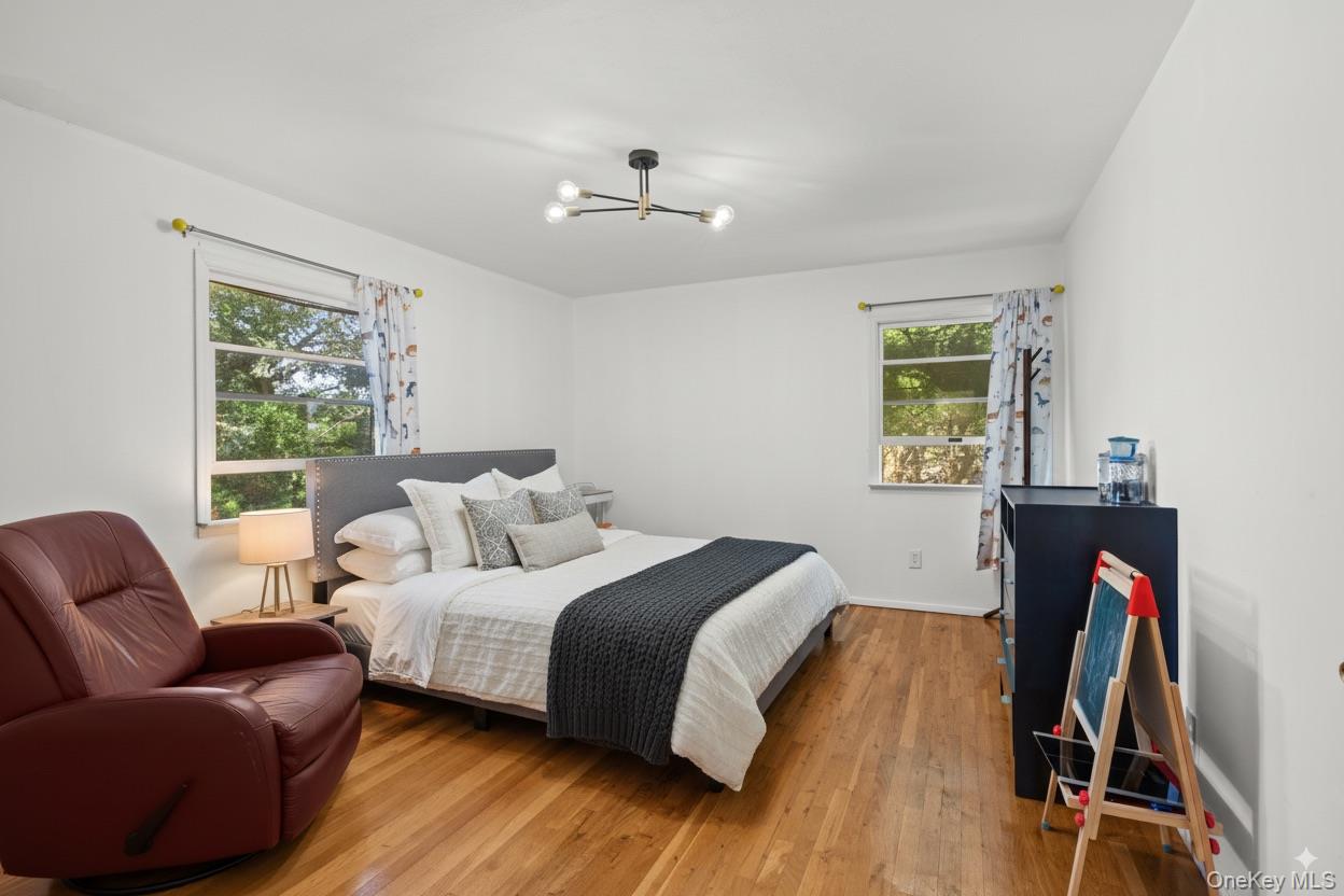 #9 photo, 25 Fielding Avenue, Dix Hills , NY 11746