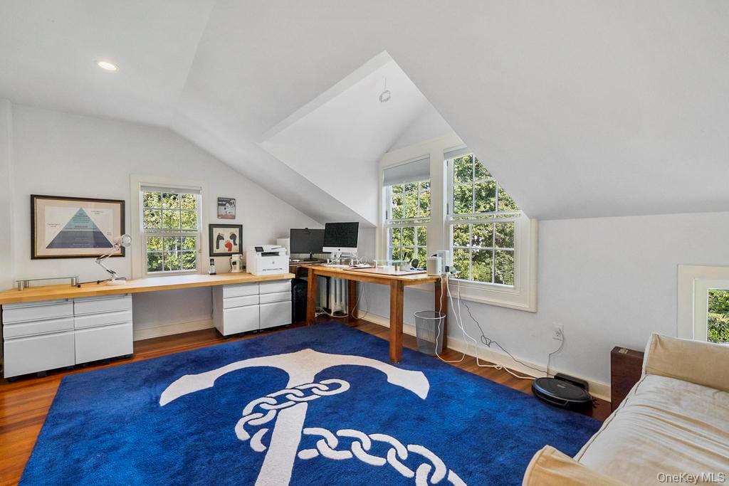 #16 photo, 46 Bellport Lane, Bellport Village , NY 11713