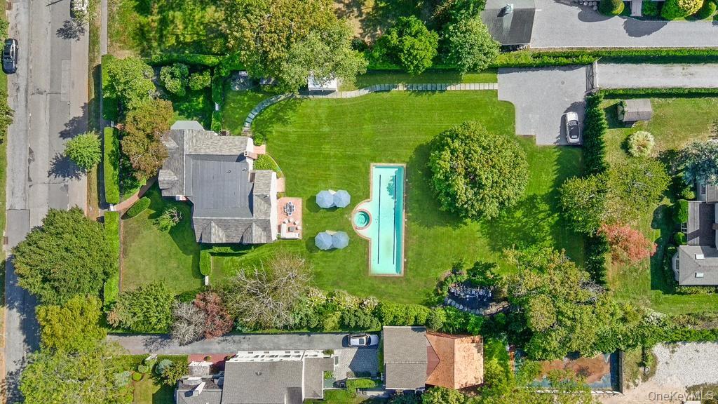 #19 photo, 46 Bellport Lane, Bellport Village , NY 11713