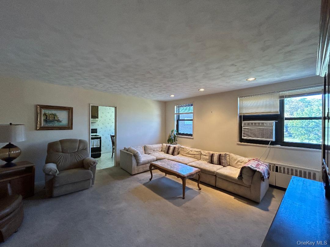 #10 photo, 17 -15 160th Street, Whitestone , NY 11357