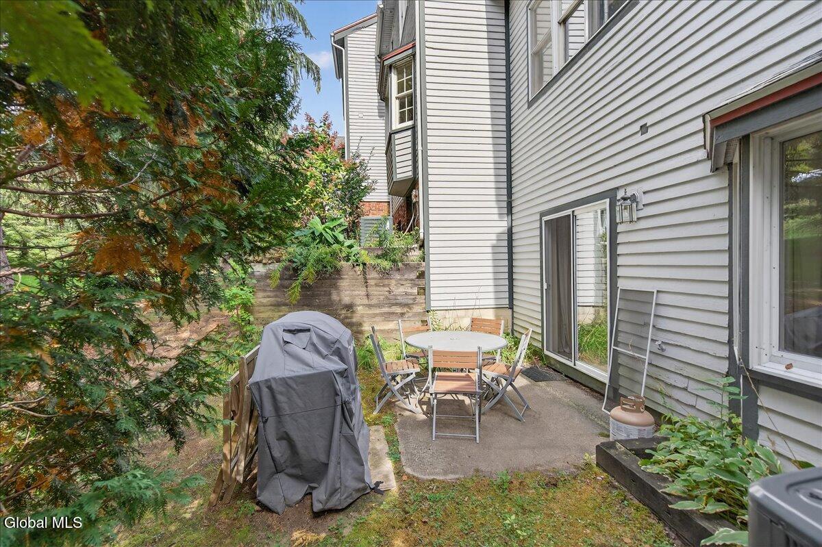 #29 photo, 22 Lakeview Road, Saratoga Springs , NY 12866