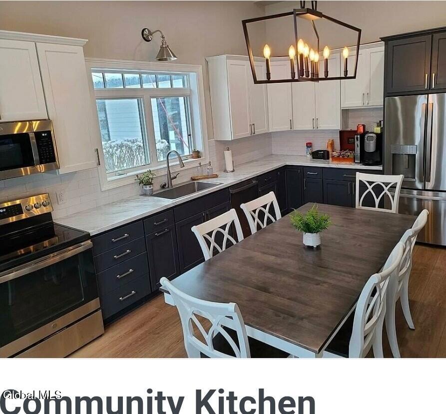 #49 photo, 22 Lakeview Road, Saratoga Springs , NY 12866