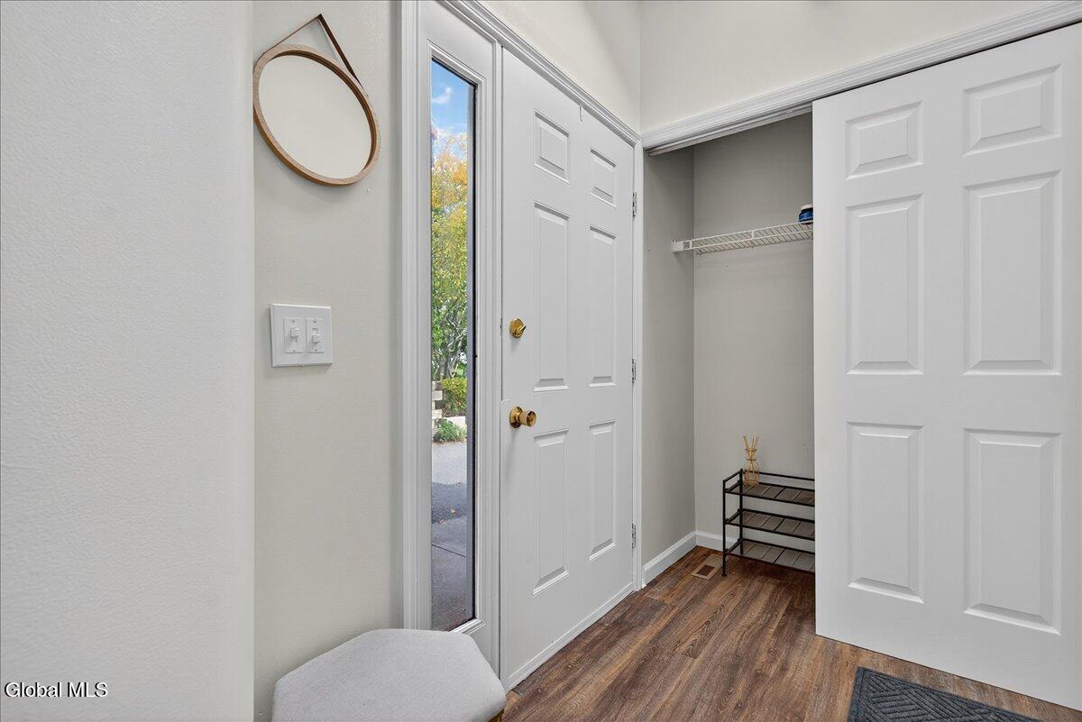 #5 photo, 22 Lakeview Road, Saratoga Springs , NY 12866