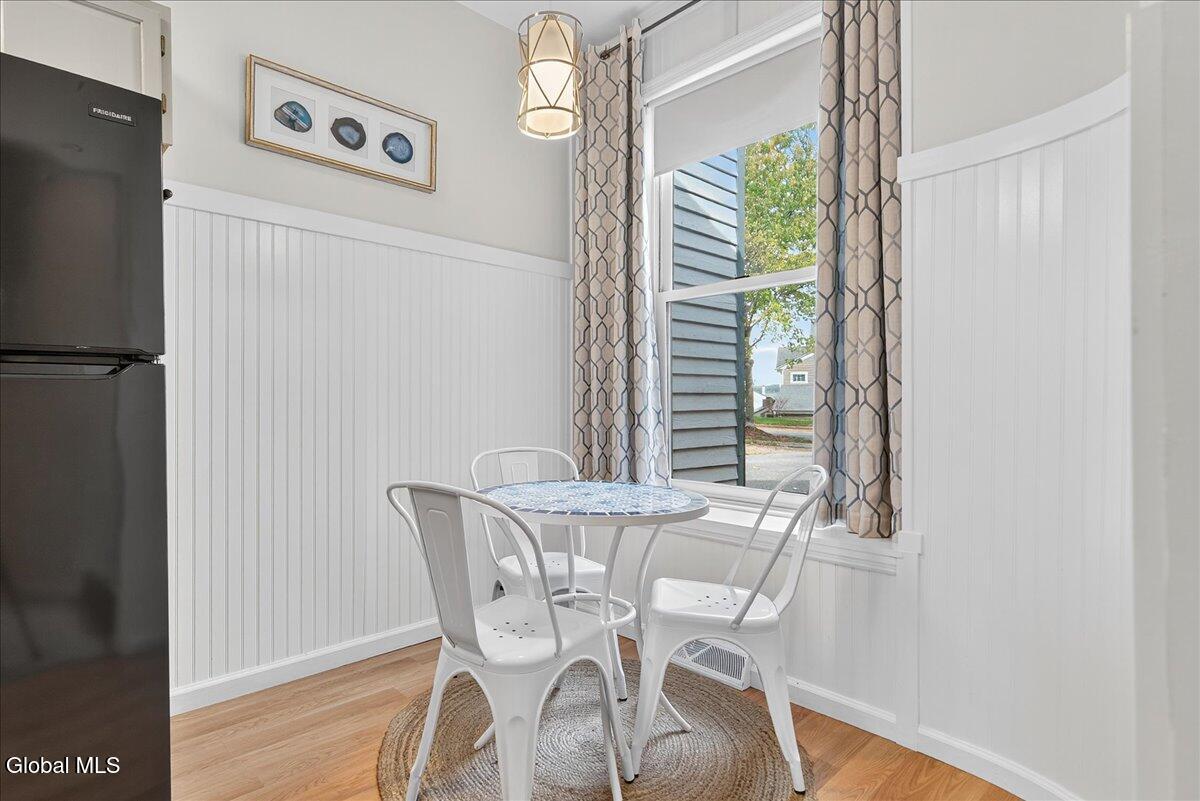 #6 photo, 22 Lakeview Road, Saratoga Springs , NY 12866