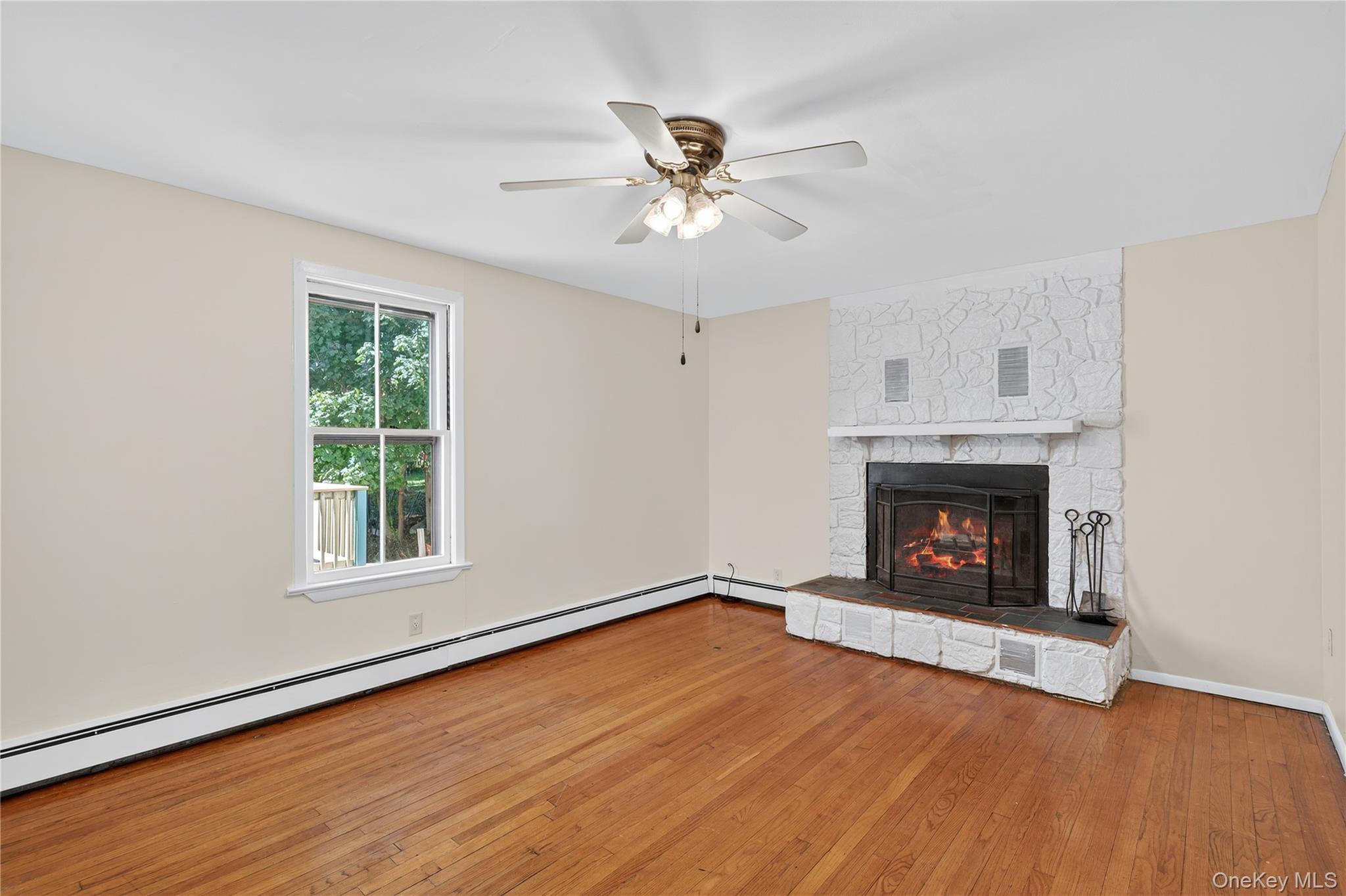 #18 photo, 10 Howe Street, Warwick , NY 10990