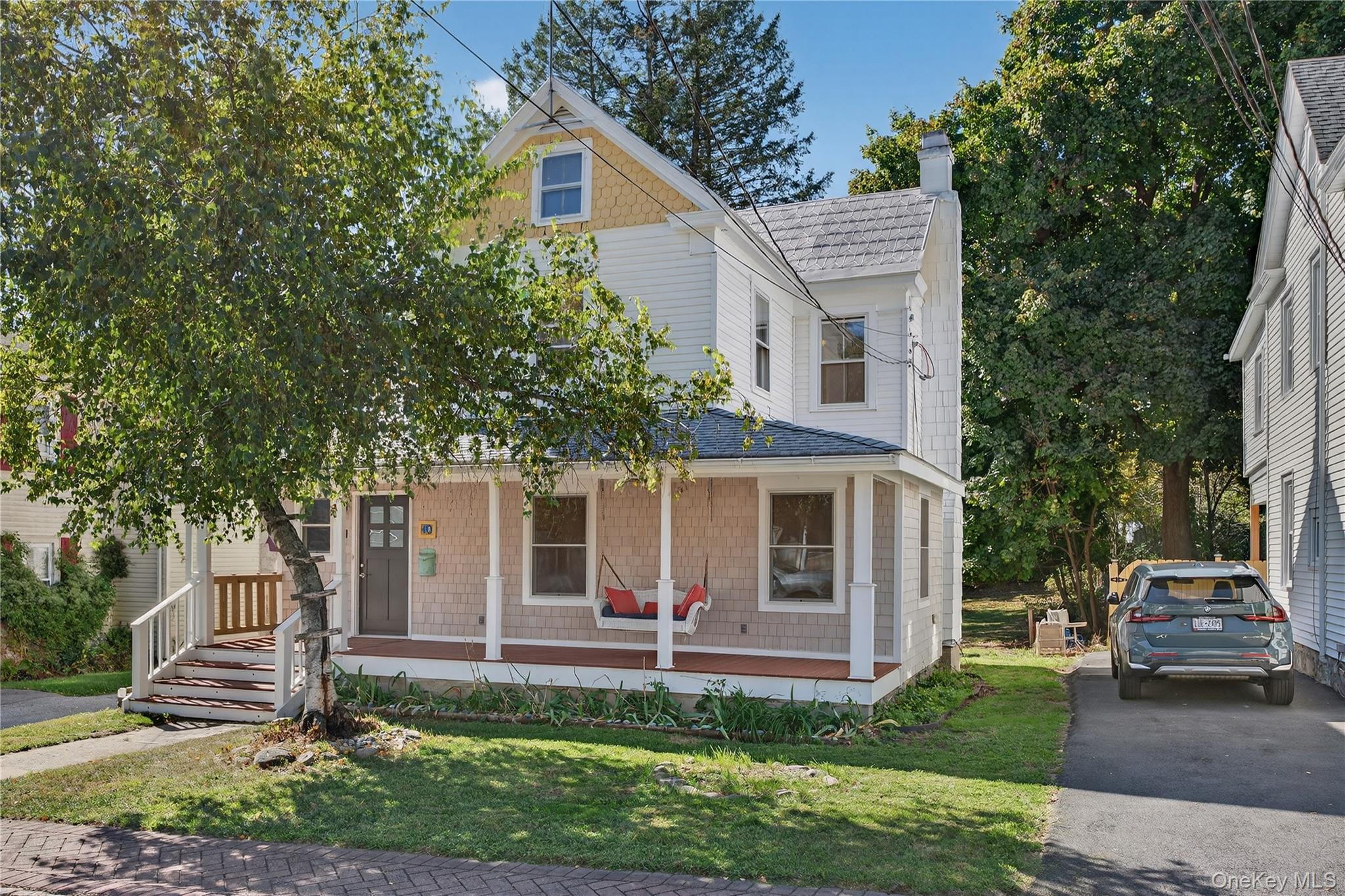 #4 photo, 10 Howe Street, Warwick , NY 10990