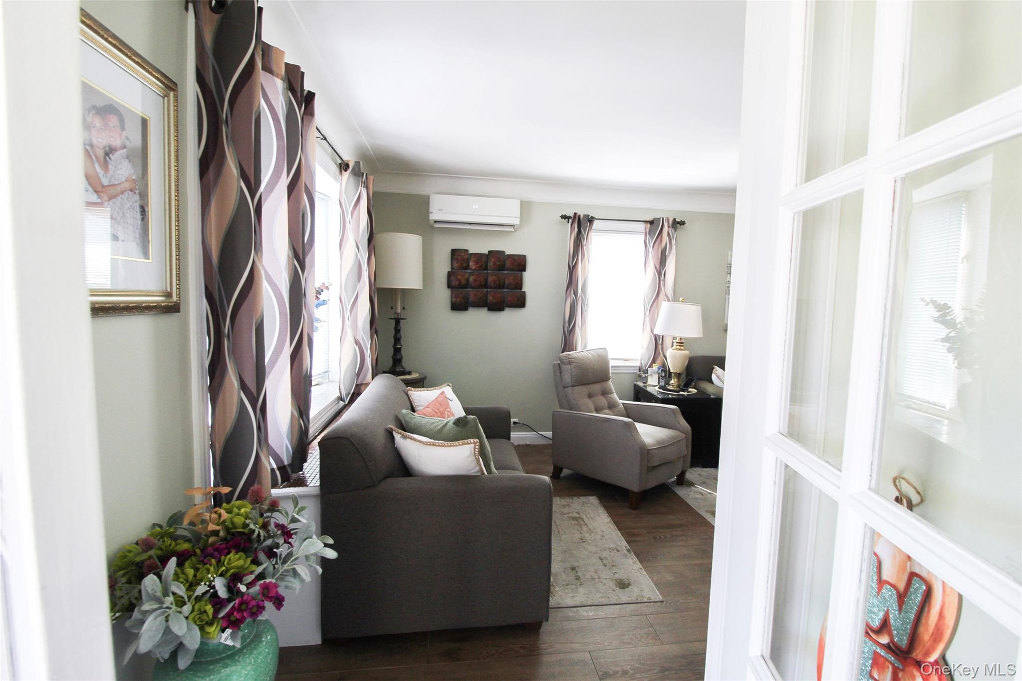 #5 photo, 3221 Giegerich Place, Bronx , NY 10465