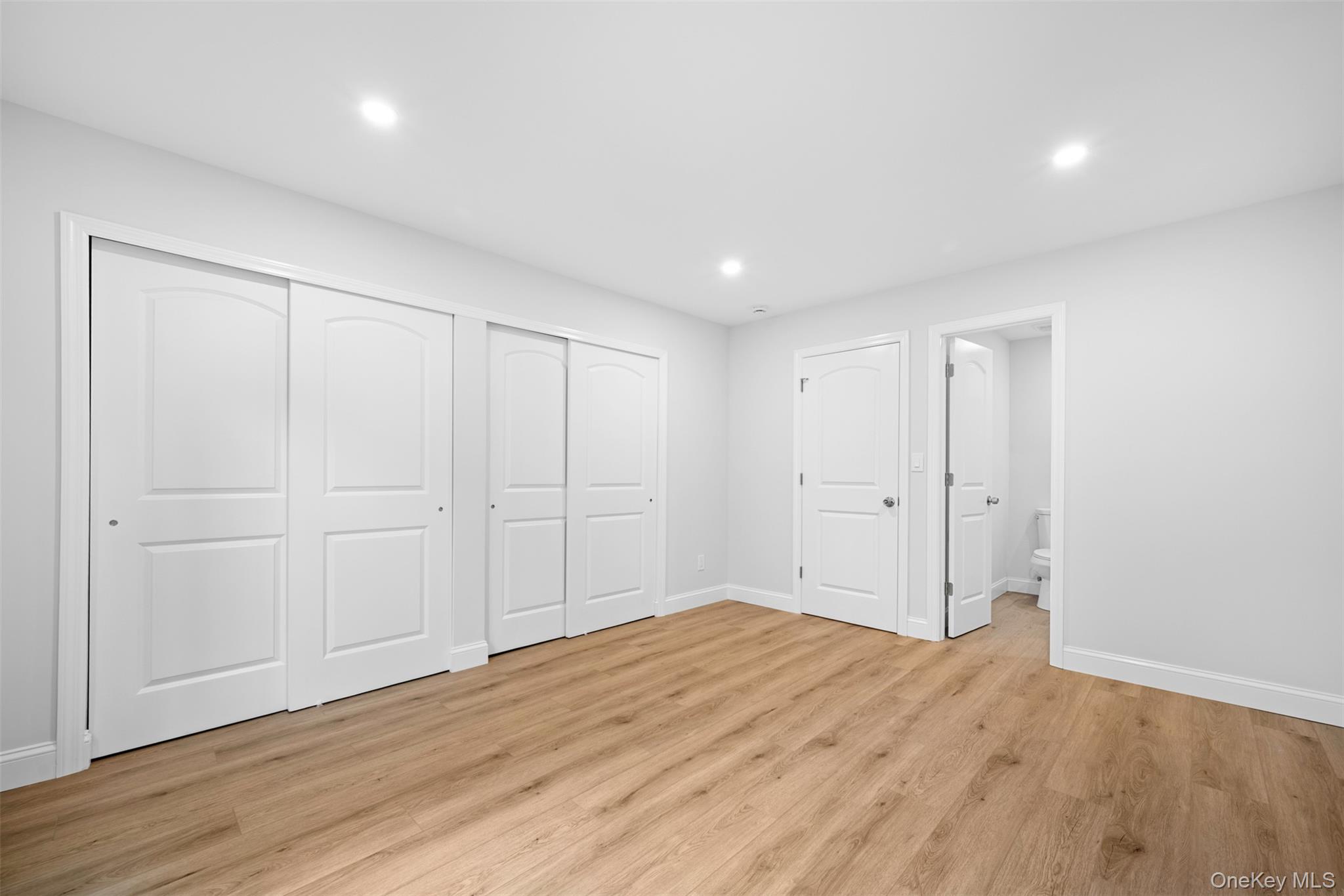 #9 photo, 182 Birchwood Road, サフォーク郡 Coram , NY 11727