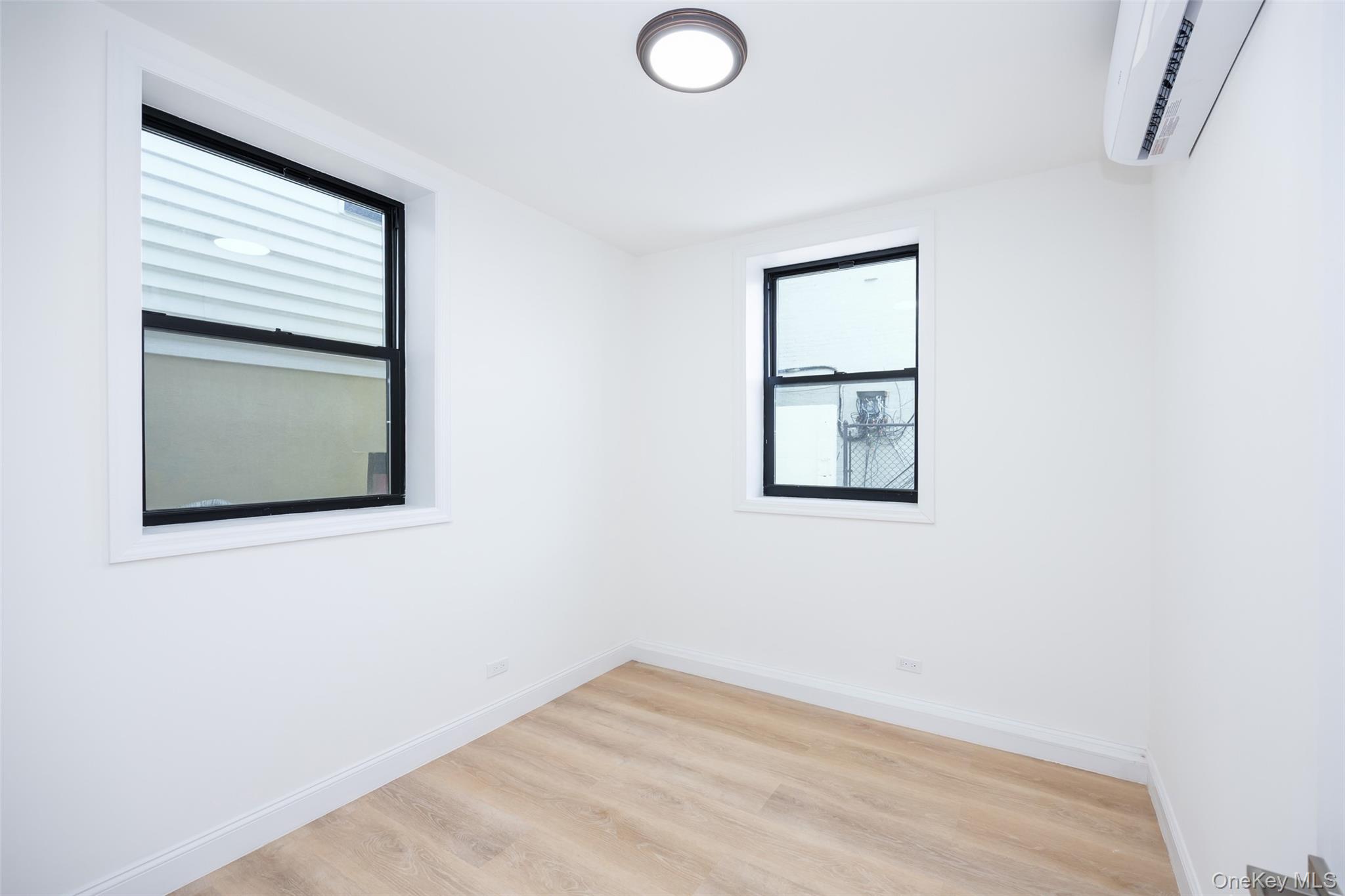 #16 photo, 2064 Bathgate Avenue, برونكس Bronx , NY 10457