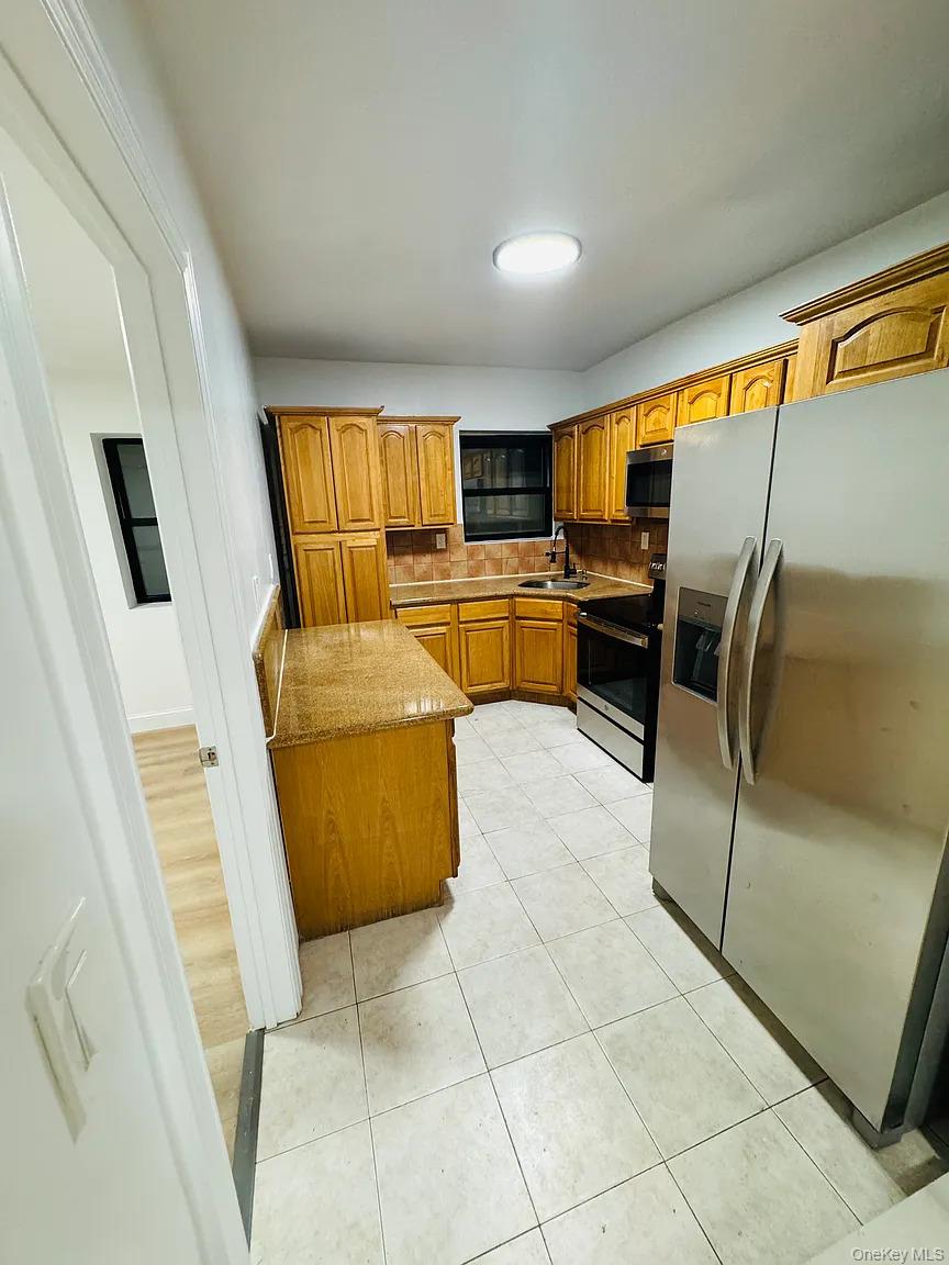 #8 photo, 2064 Bathgate Avenue, Bronx , NY 10457