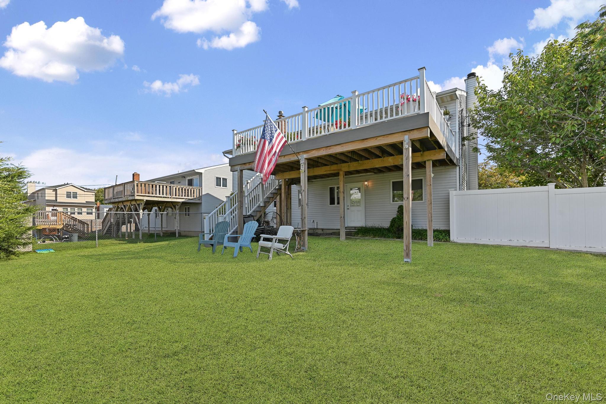 #18 photo, 769 Bay Place, 东长岛 Lindenhurst , NY 11757