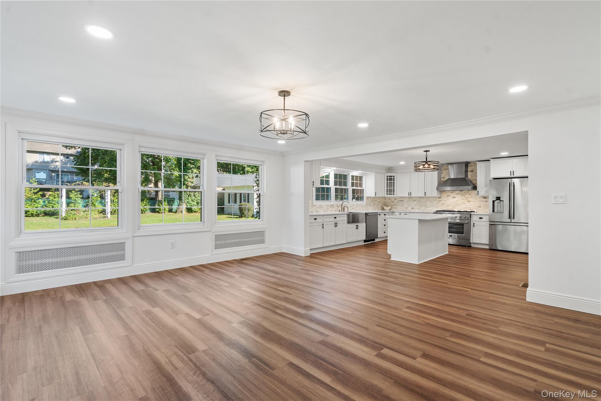 #7 photo, 99 Warner Avenue, Roslyn Heights , NY 11577