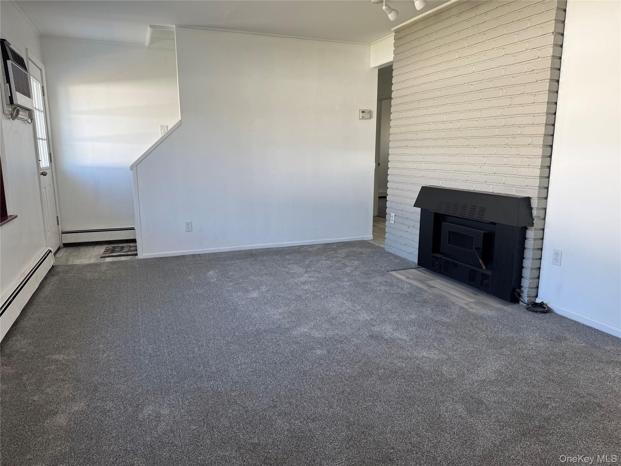 #3 photo, 27 Gleaner Lane, Levittown , NY 11756