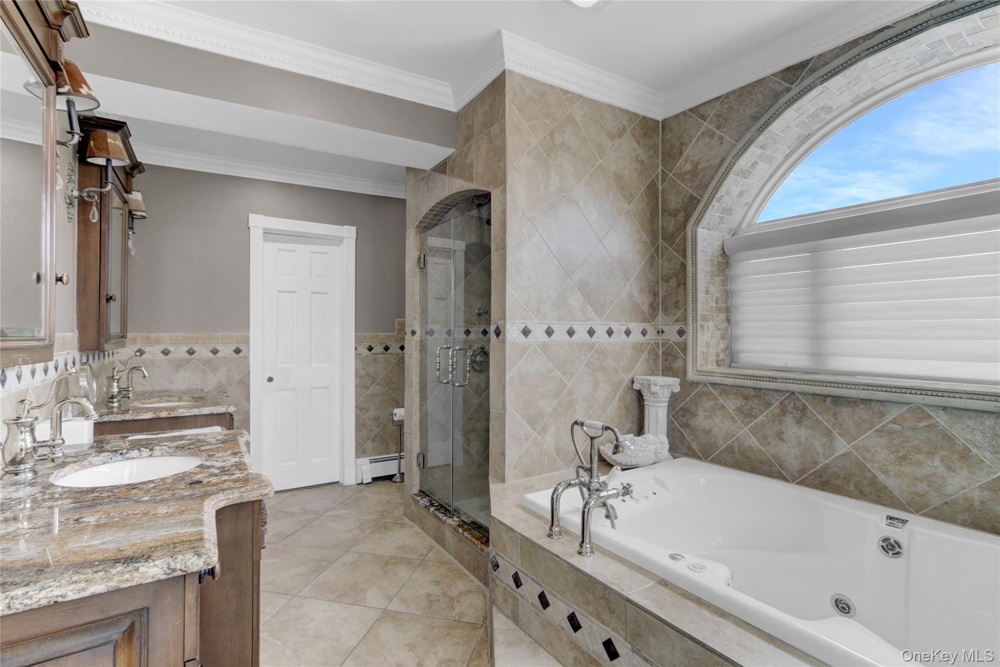 #13 photo, 54 Shore Drive, サフォーク郡 Oakdale , NY 11769