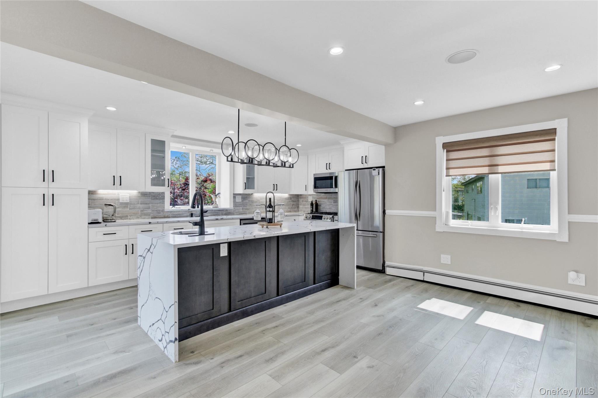 #3 photo, 54 Shore Drive, サフォーク郡 Oakdale , NY 11769