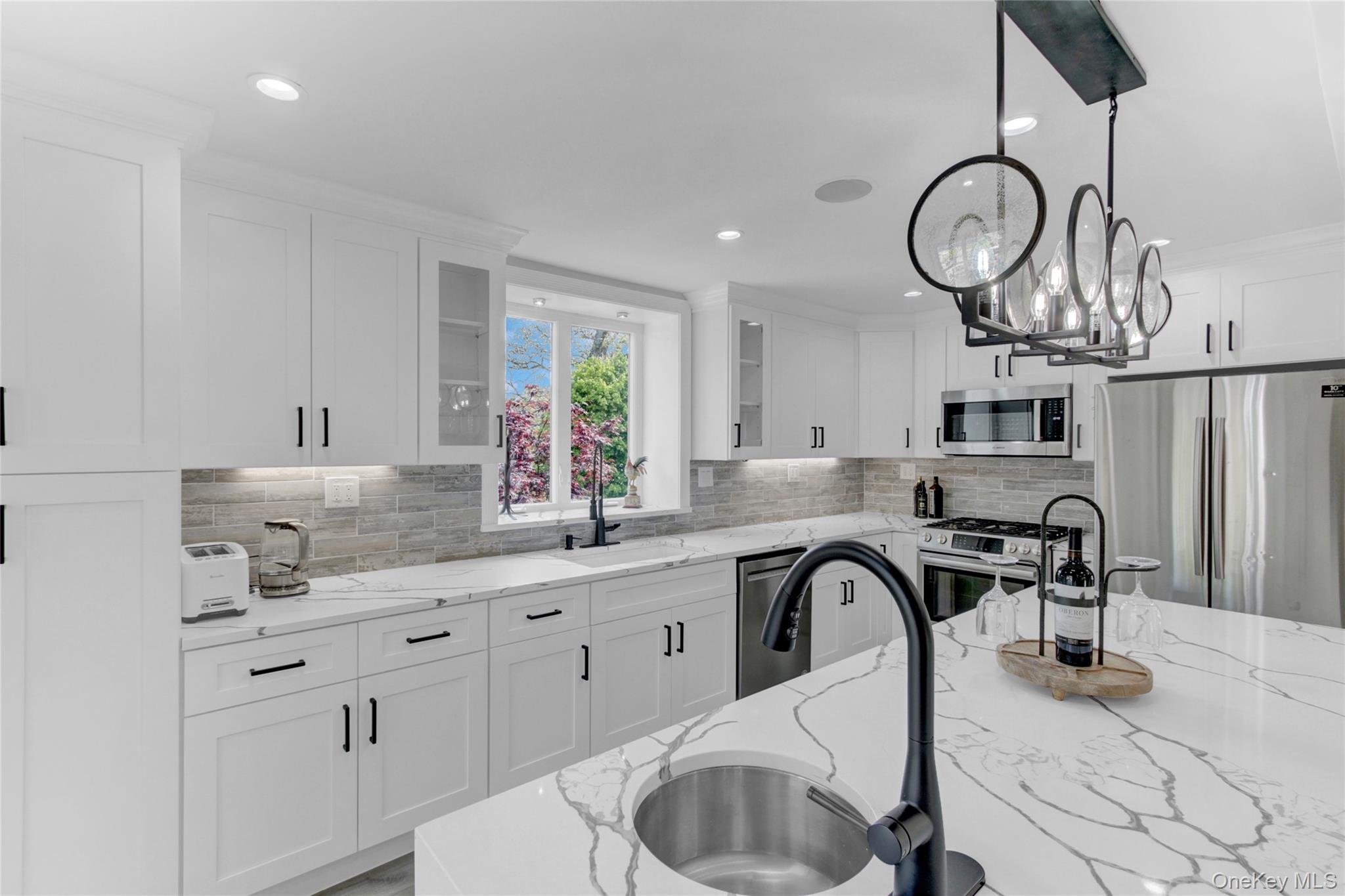 #5 photo, 54 Shore Drive, サフォーク郡 Oakdale , NY 11769