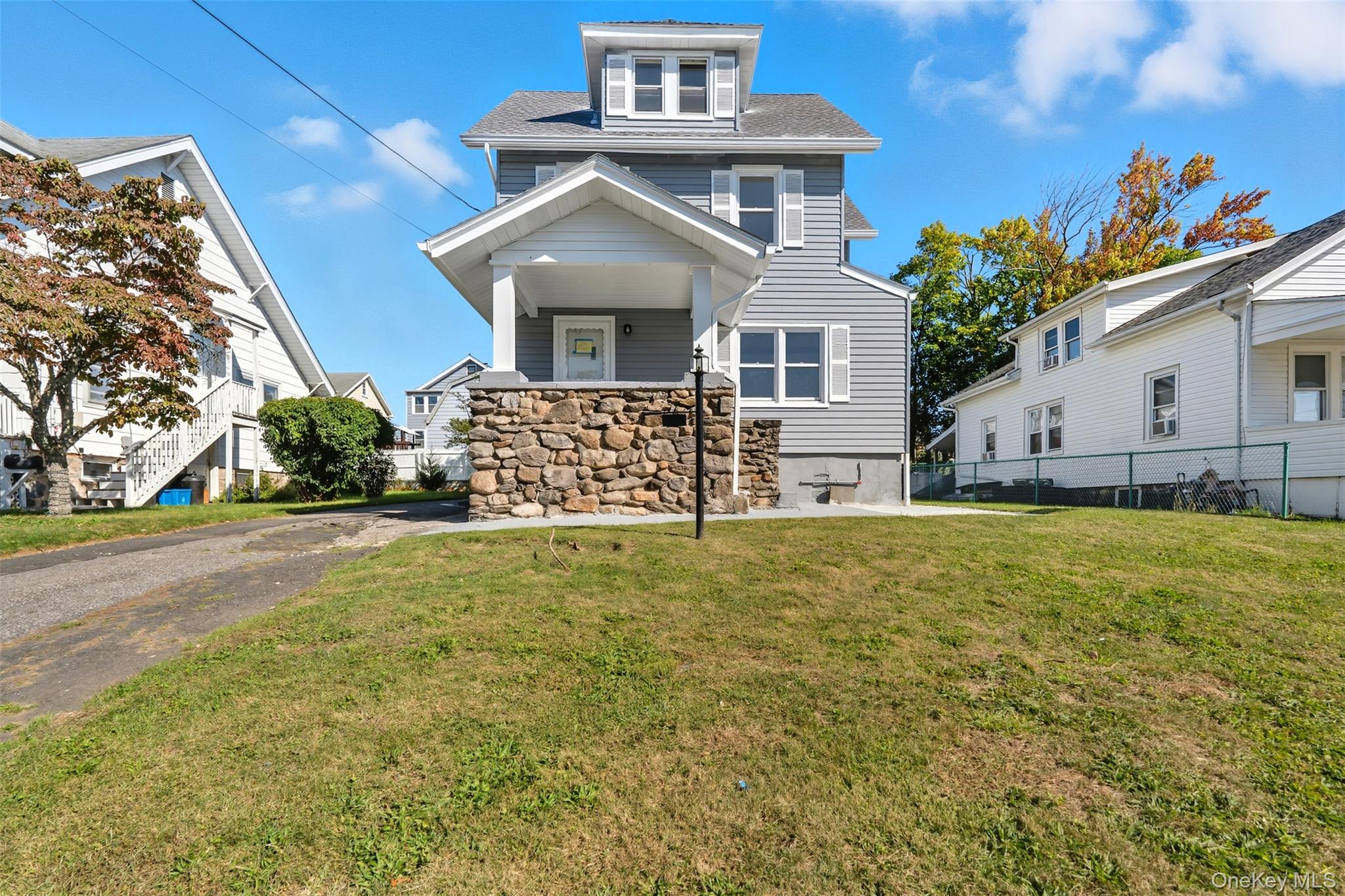 #1 photo, 11 Whittemore Place, Rye Brook , NY 10573