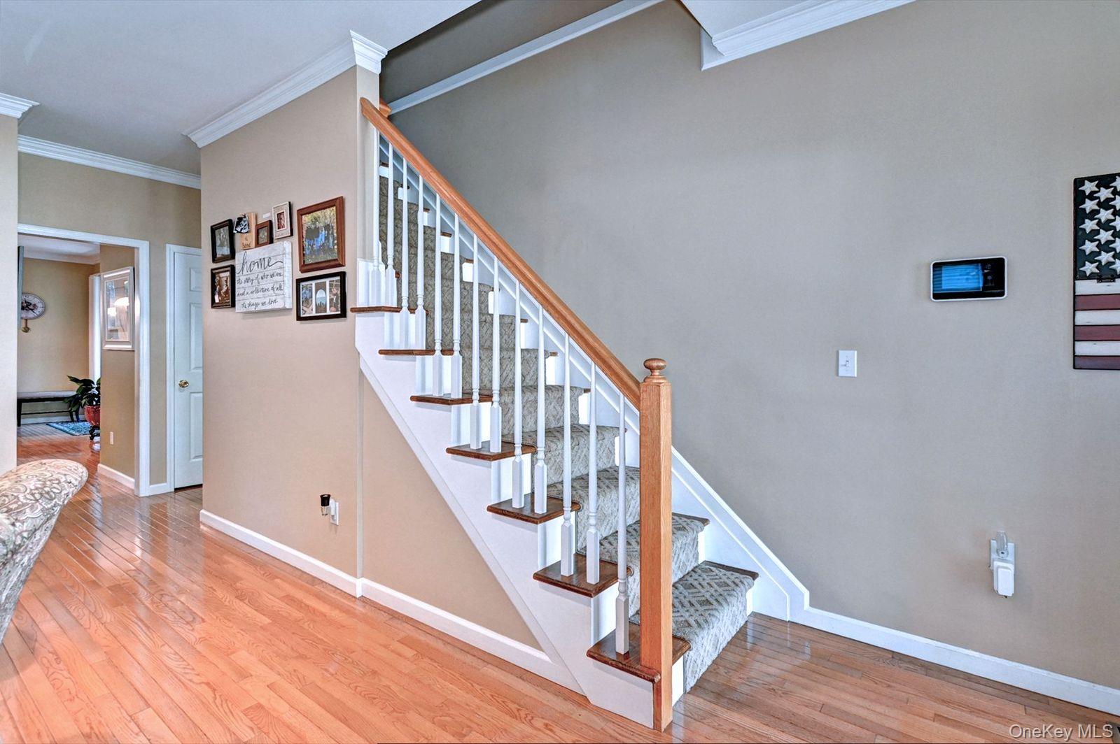 #5 photo, 410 Mystic Way, Bay Shore , NY 11706