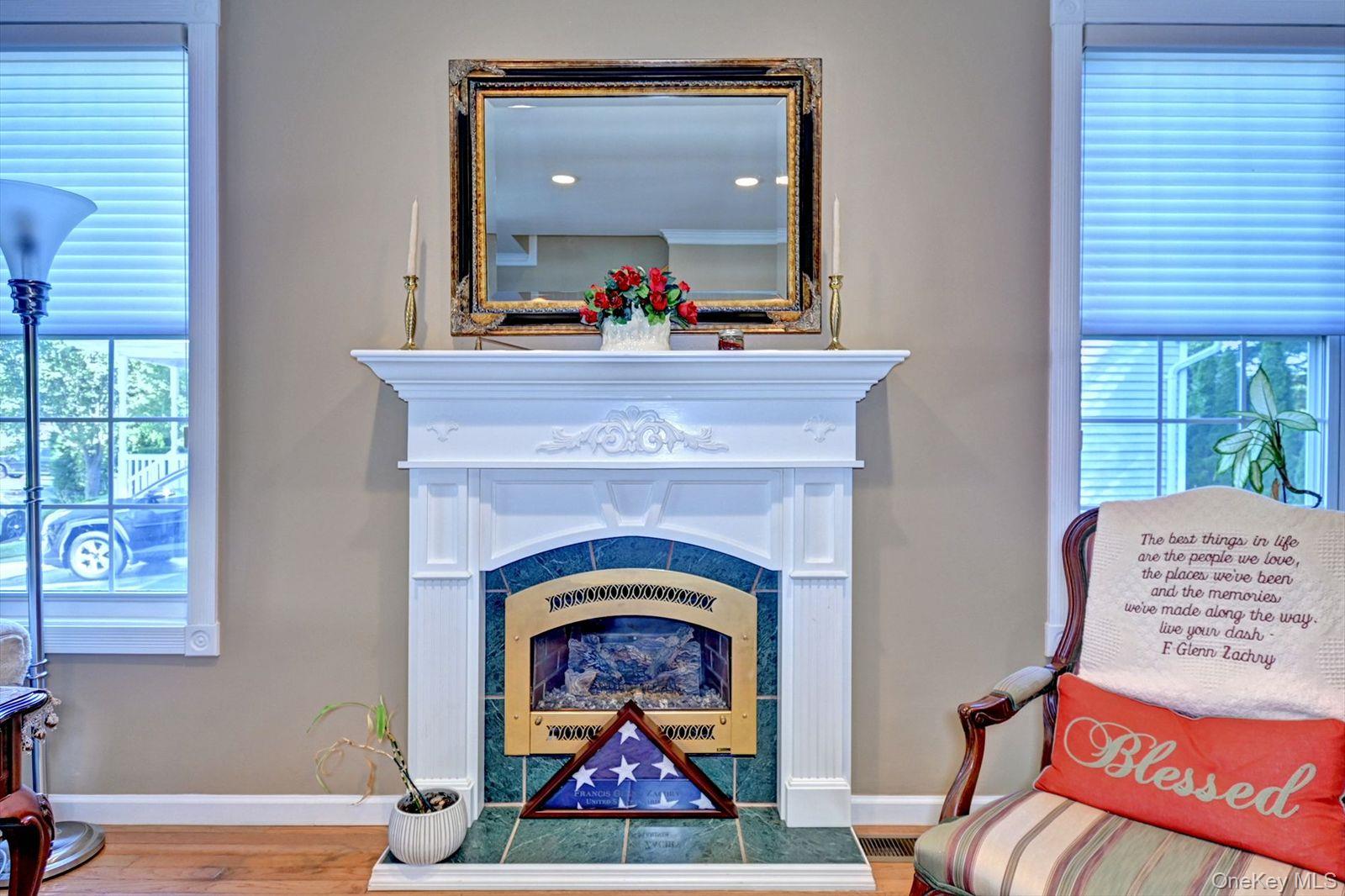 #9 photo, 410 Mystic Way, Bay Shore , NY 11706