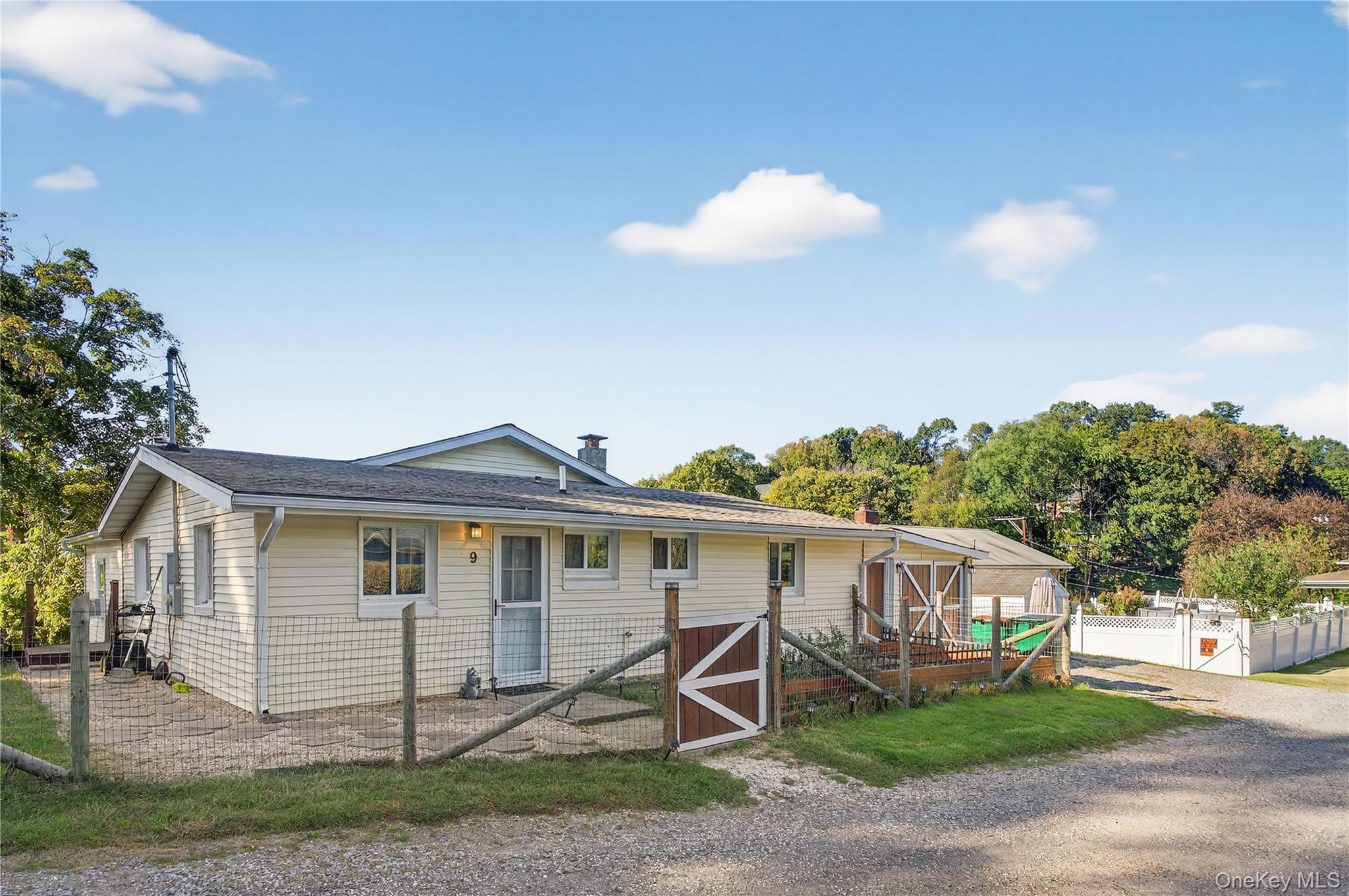 #1 photo, 9 Wickes Lane, New Hamburg , NY 12590