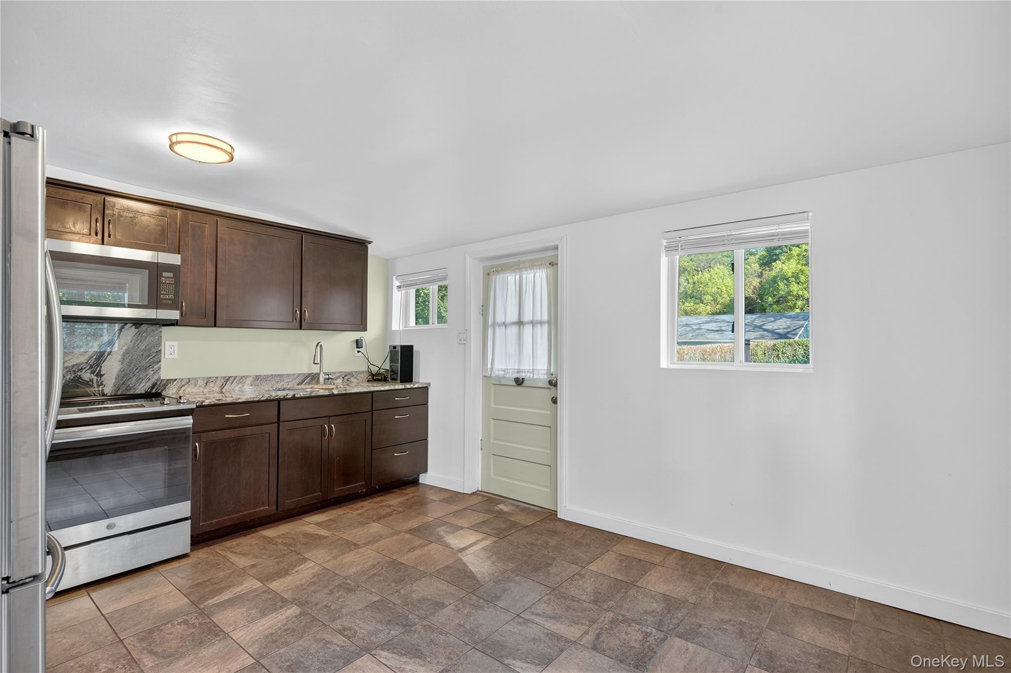 #11 photo, 9 Wickes Lane, New Hamburg , NY 12590