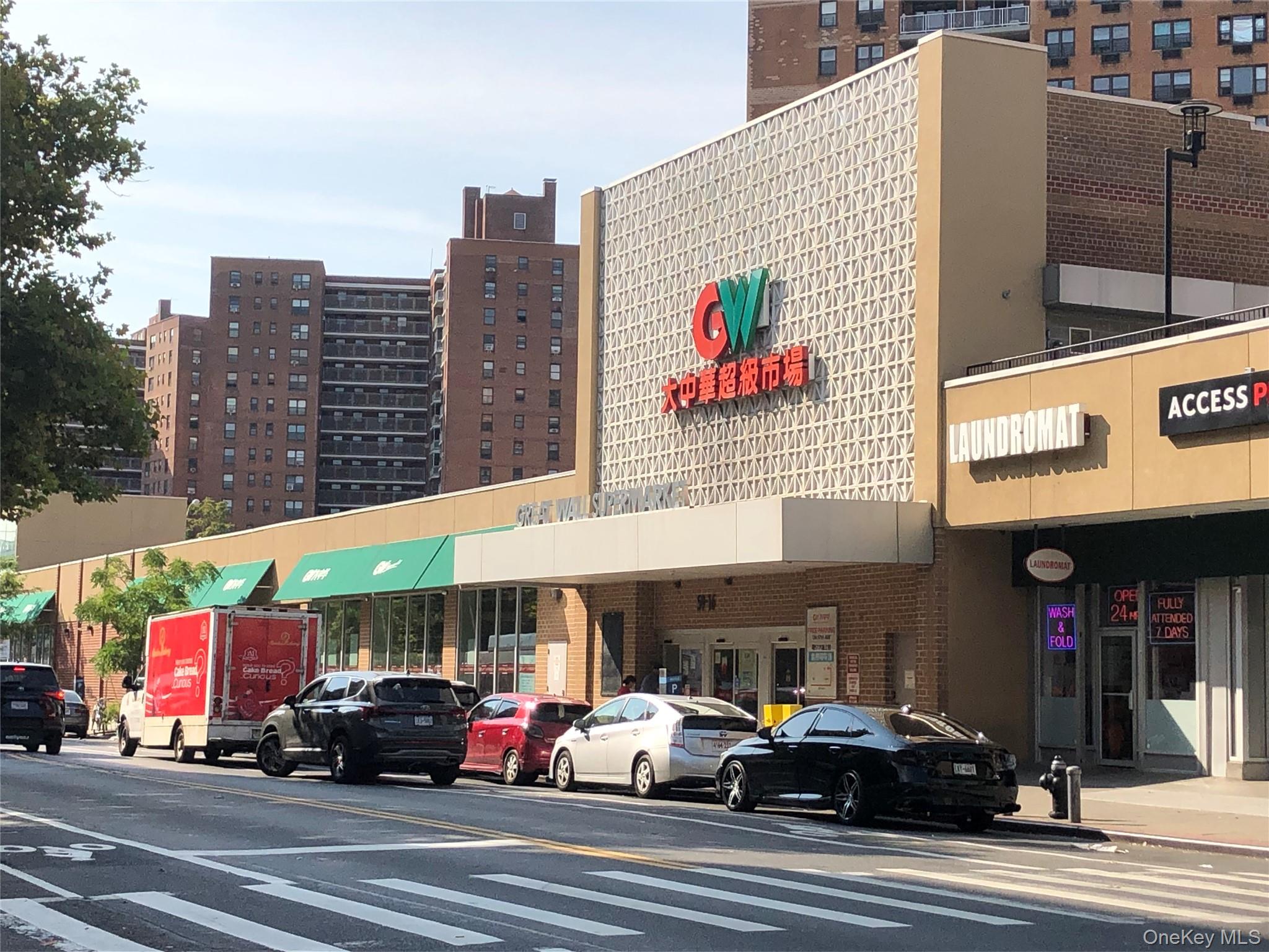 #17 photo, 99-10 60Ave, クイーンズ区 Corona , NY 11368