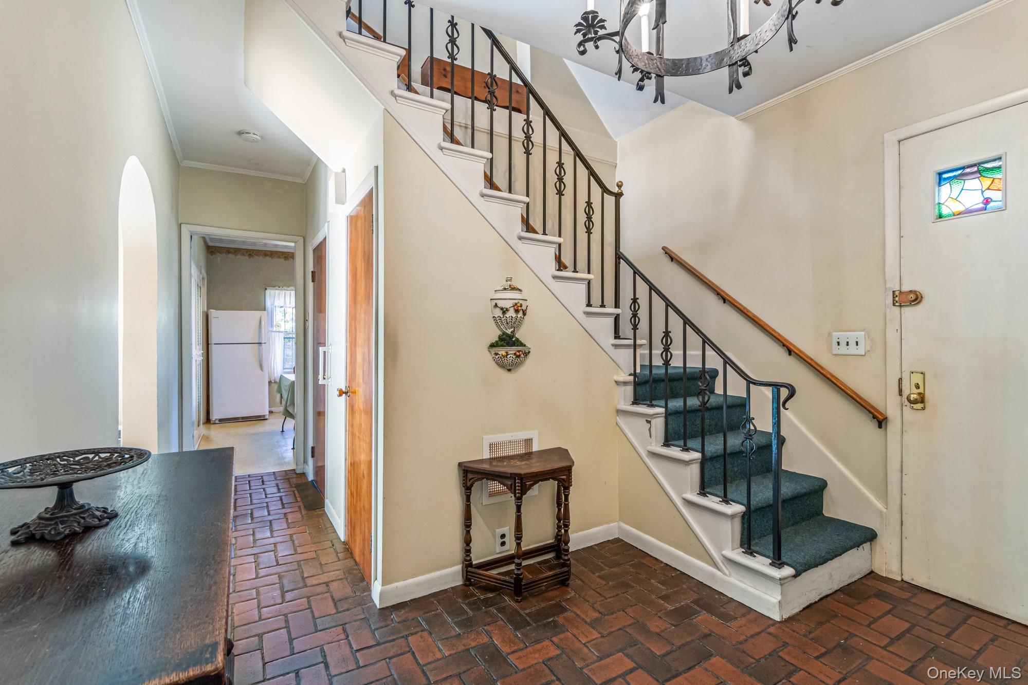 #3 photo, 184-51 Hovenden Road, Jamaica Estates , NY 11432